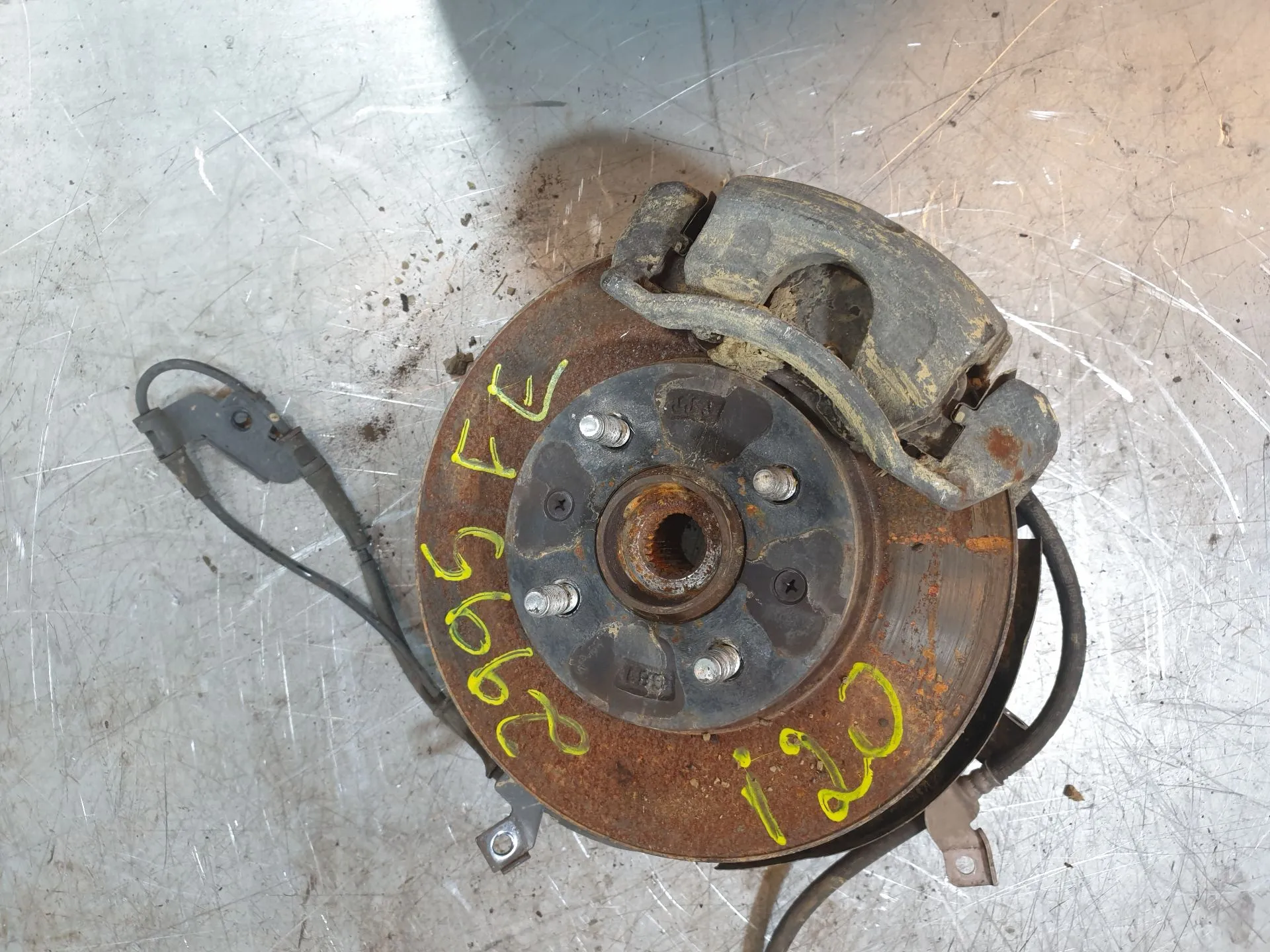 Fusello anteriore sinistro HYUNDAI i20 (GB)