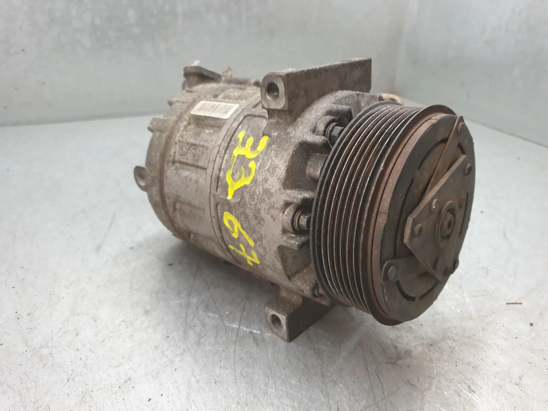 Compressore A/C RENAULT Trafic II (FL) Imagem-1
