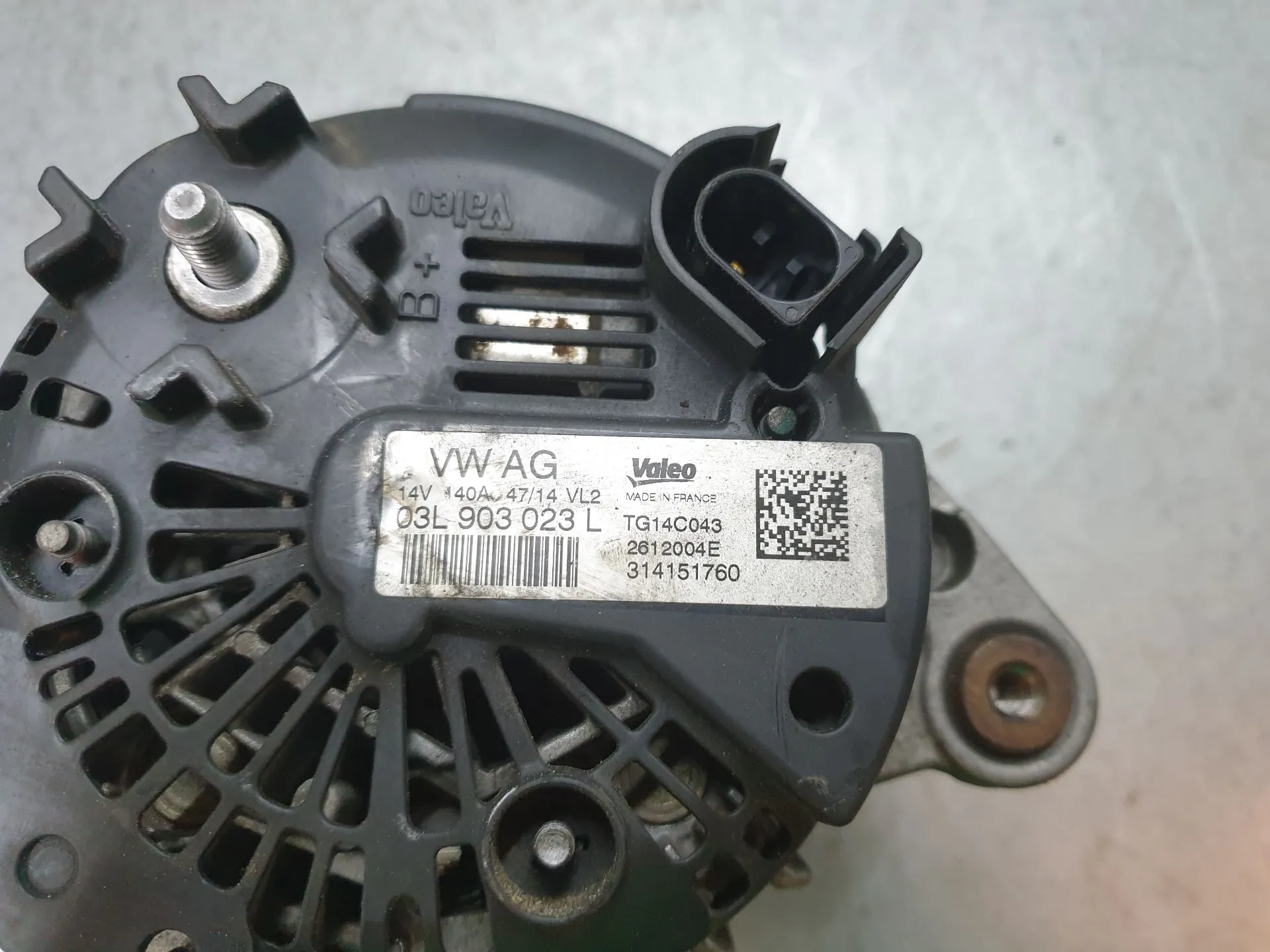Alternador VOLKSWAGEN Golf VII (5G1, BQ1, BE1, BE2) Imagem-4