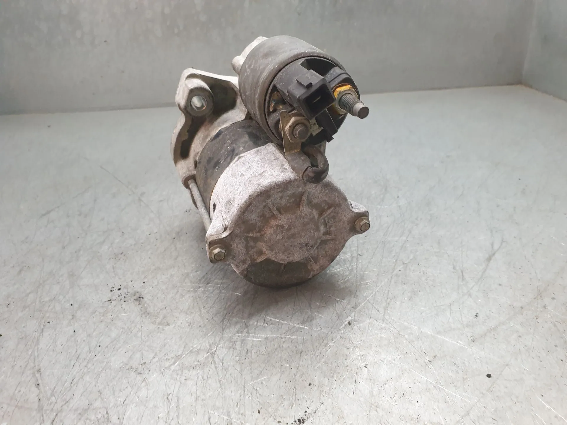 Motor de arranque PEUGEOT 208 II Imagem-3