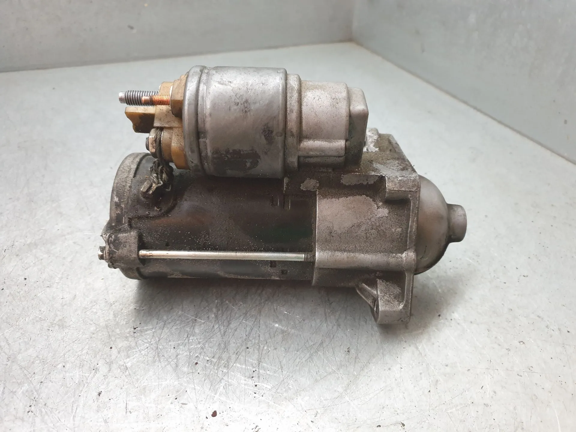 Motor de arranque RENAULT Clio IV (BH_) Imagem-1