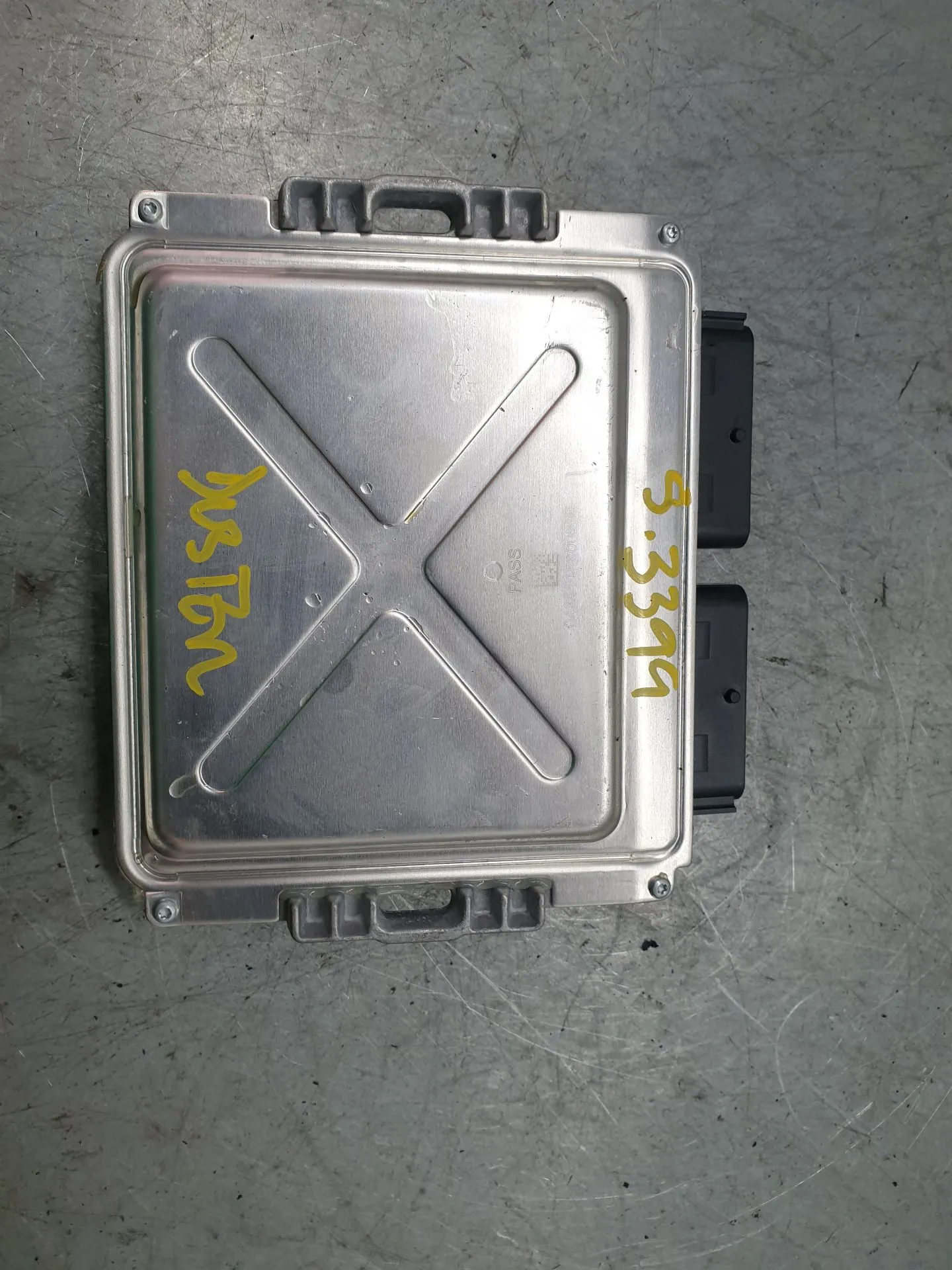 Centralina motor / ECU DACIA Duster (HM_) Imagem-1