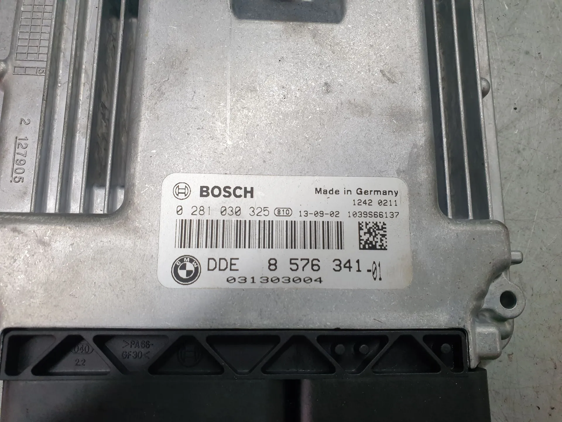 Centralina motor / ECU BMW 1 (F20) Imagem-1