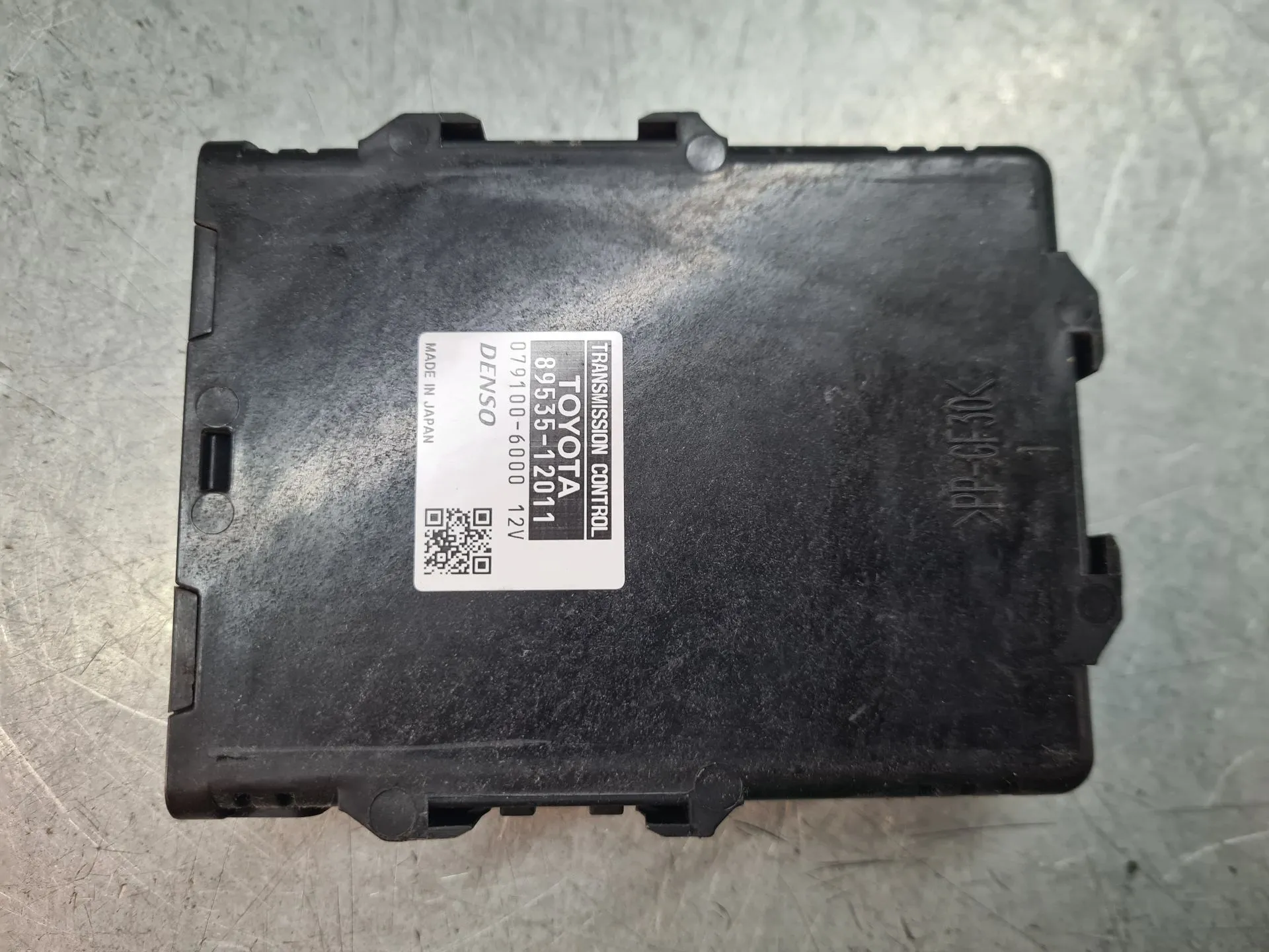 Gearbox control unit / Gearbox ECU TOYOTA Auris Touring Sports (_E18_) Imagem-1