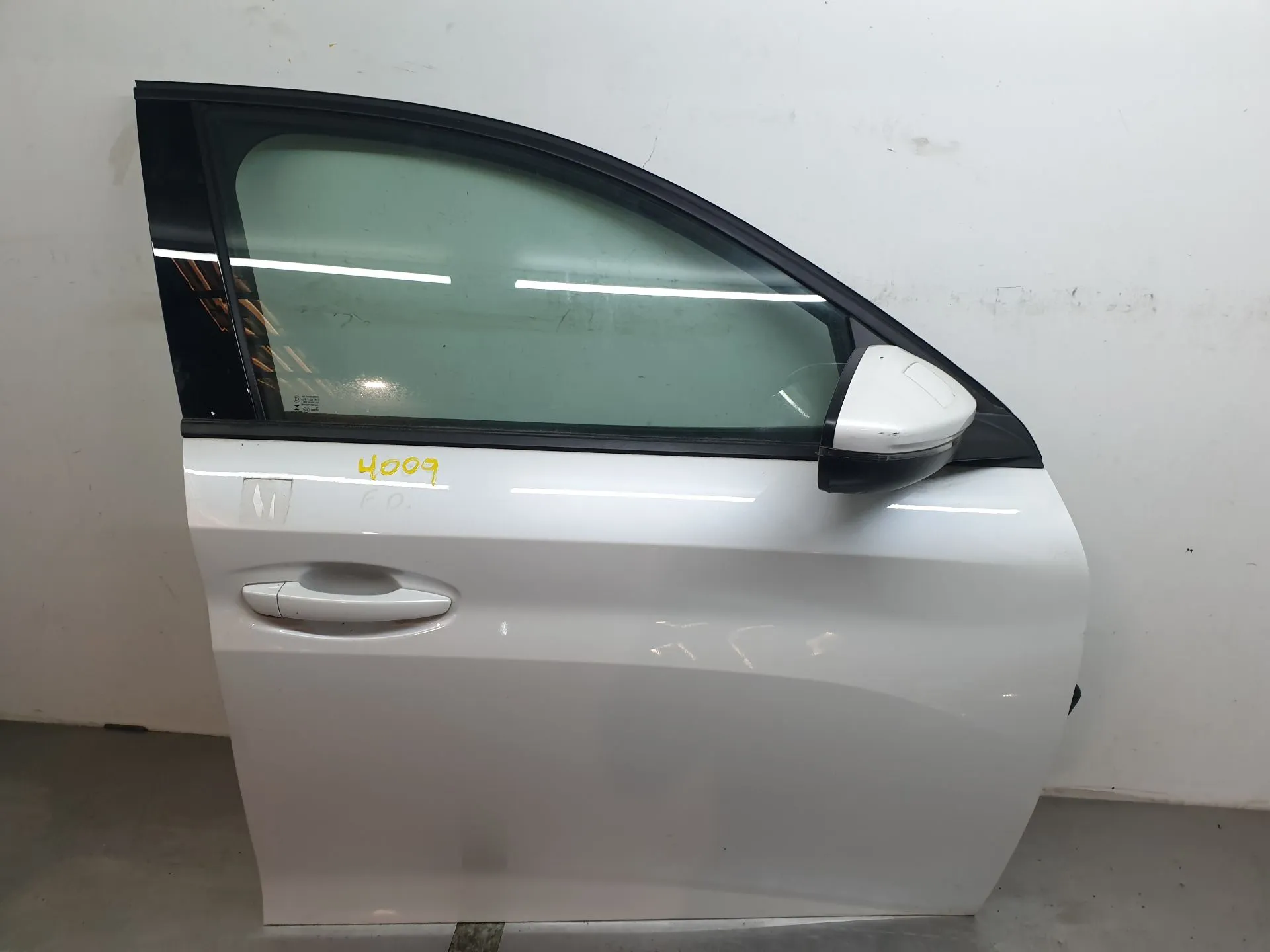 Porta anteriore destra PEUGEOT 208 II