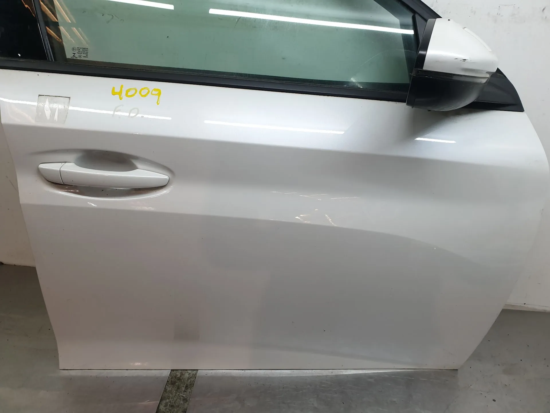 Porta anteriore destra PEUGEOT 208 II Imagem-3