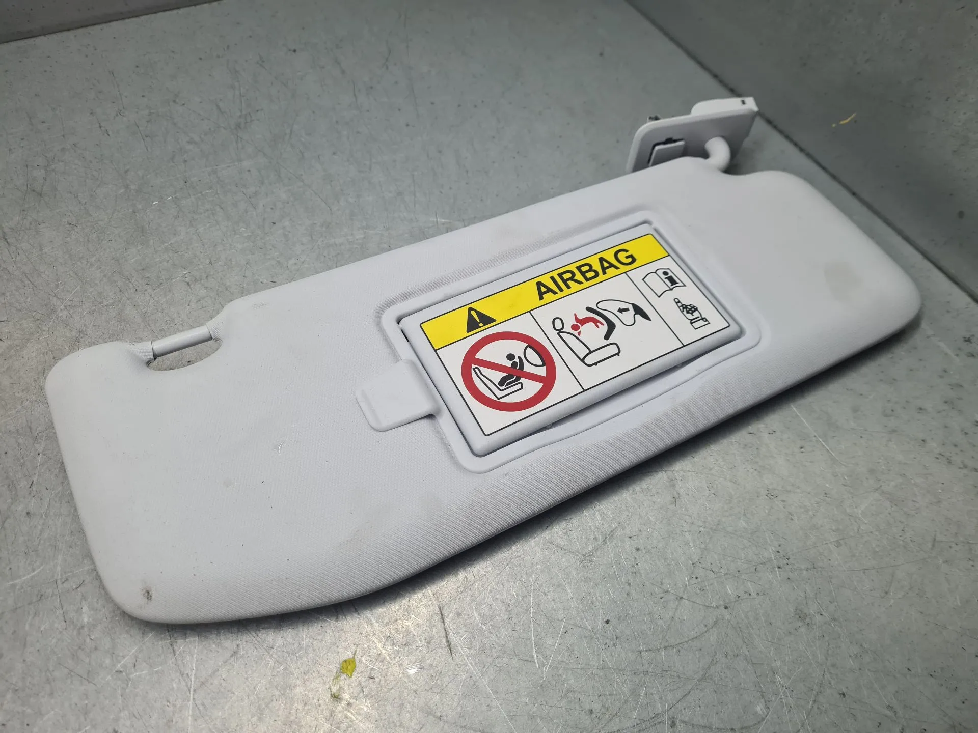 Aletta parasole destra PEUGEOT 208 II