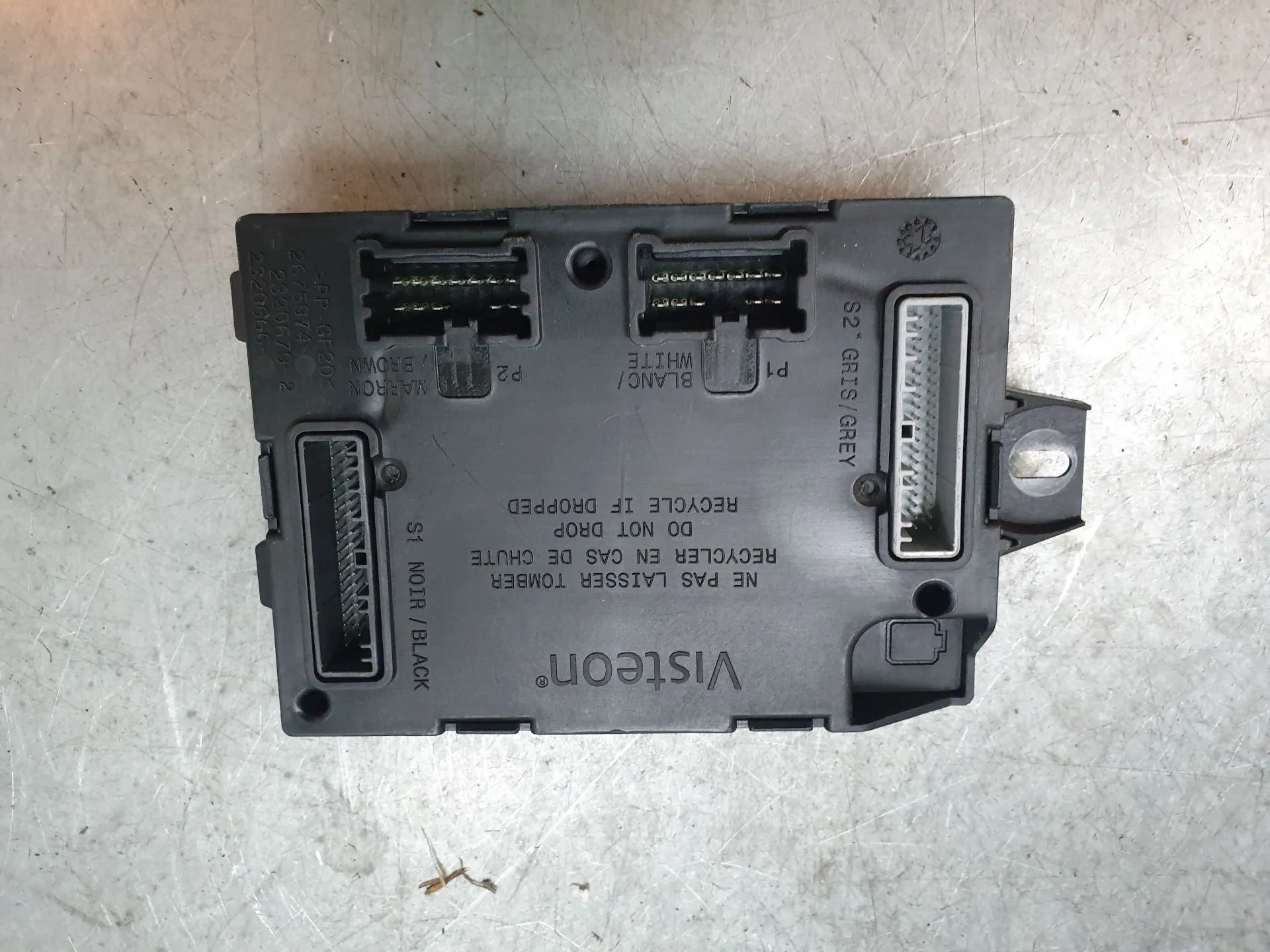 Módulo de confort DACIA Duster (HM_)