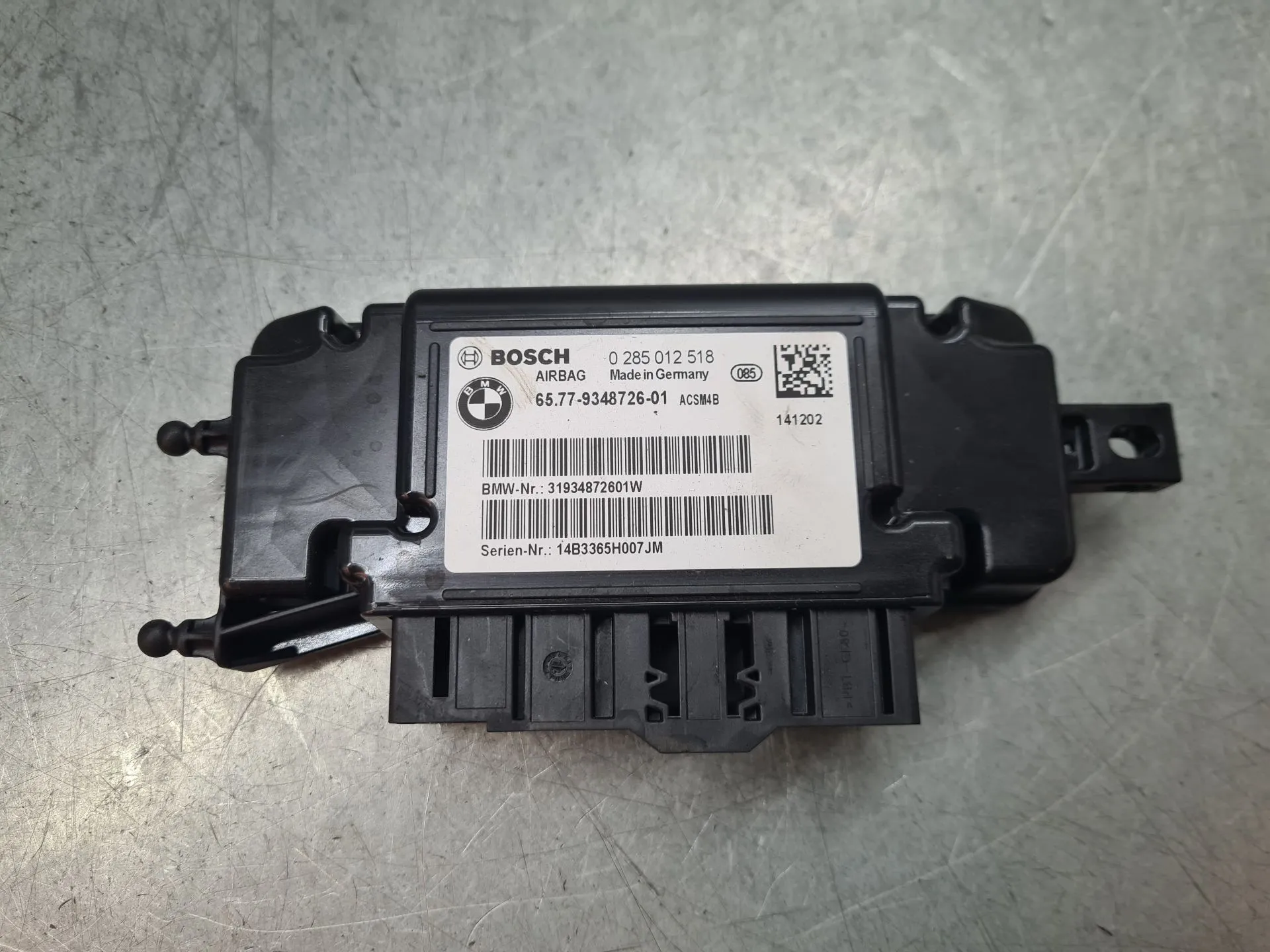 Centralita airbag BMW 1 (F20)