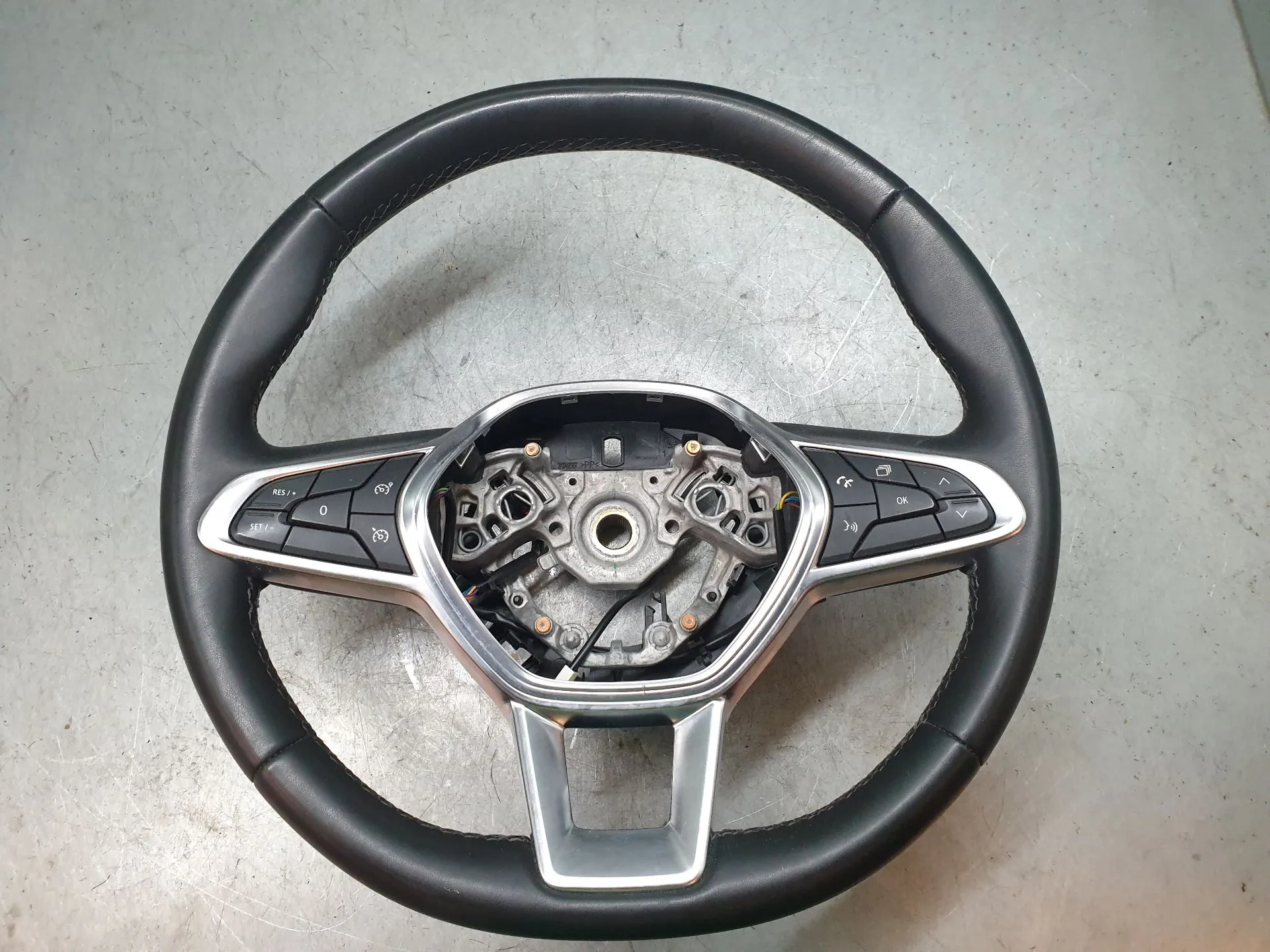 Volant de direction RENAULT Clio V (BF_)