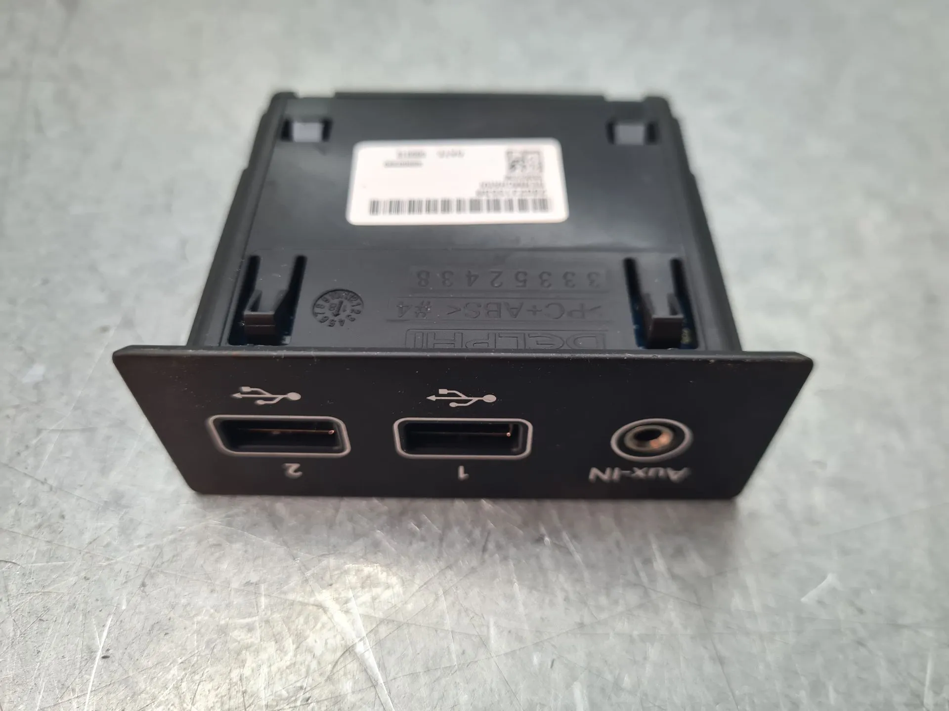 Módulo USB / AUX / IPOD RENAULT Twingo III (BCM_) Imagem-1