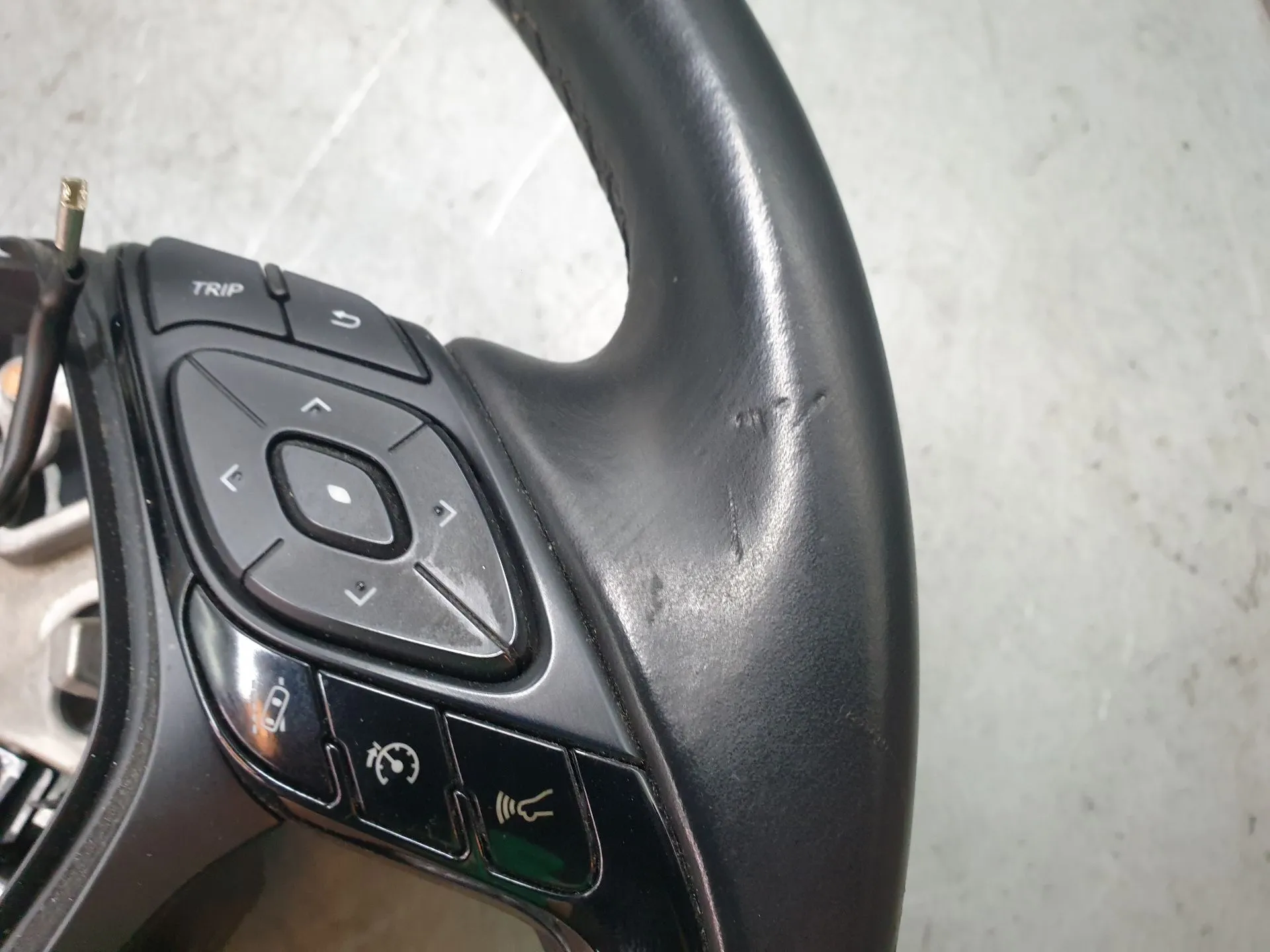 Volante TOYOTA C-HR (_X1_) Imagem-7