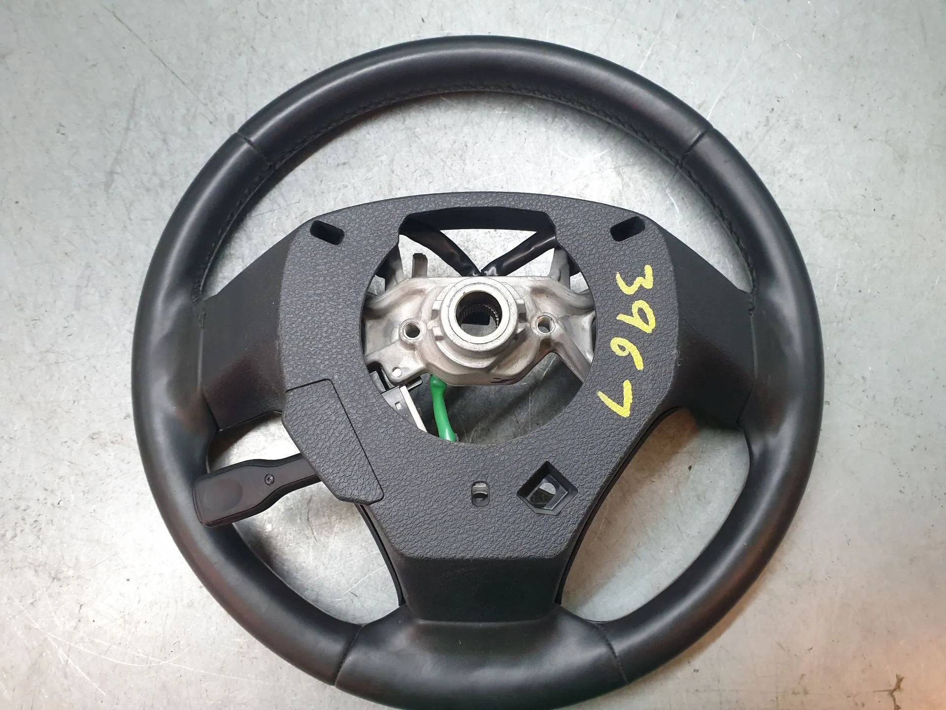 Volante TOYOTA C-HR (_X1_) Imagem-9