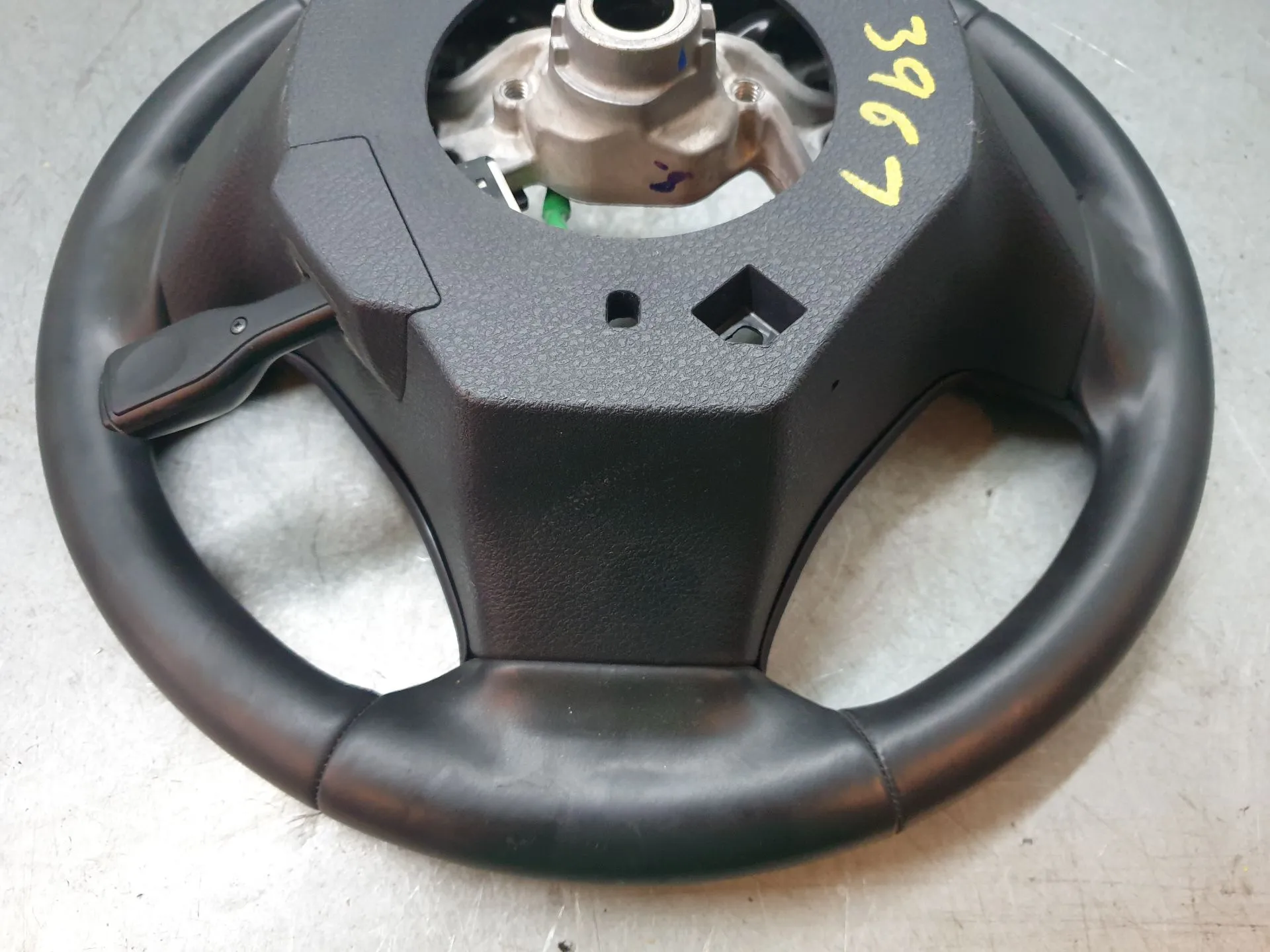 Volante TOYOTA C-HR (_X1_) Imagem-10