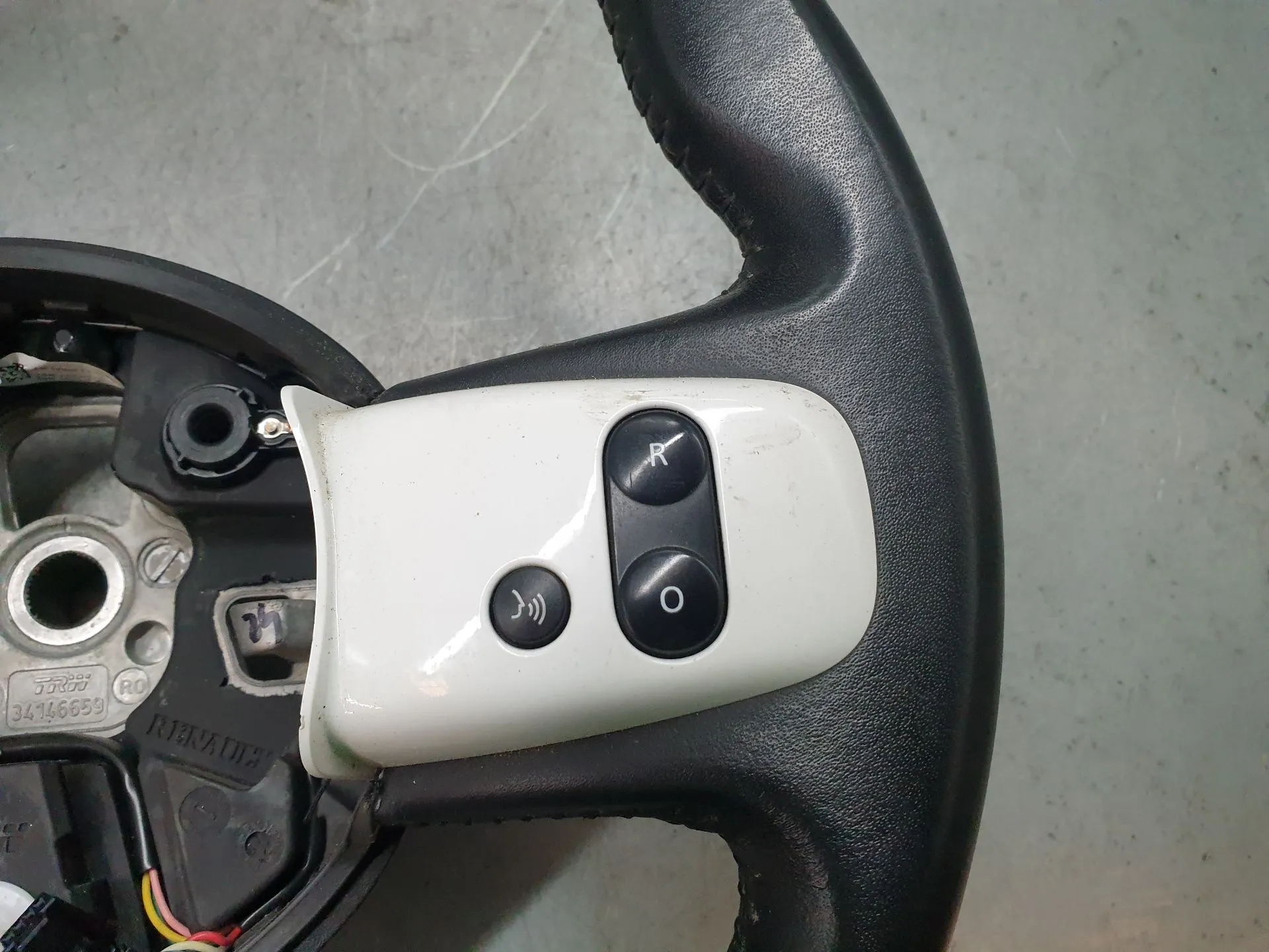 Volante RENAULT Twingo III (BCM_) Imagem-2