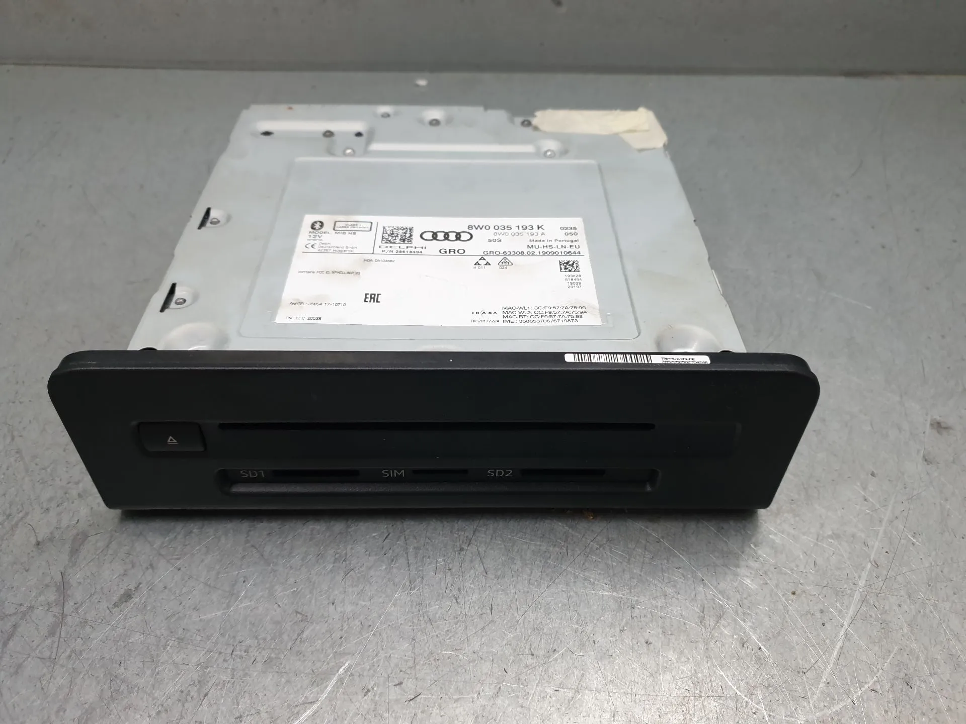 Kit Auto-rádio AUDI A4 (8W2, 8WC, B9) Imagem-1