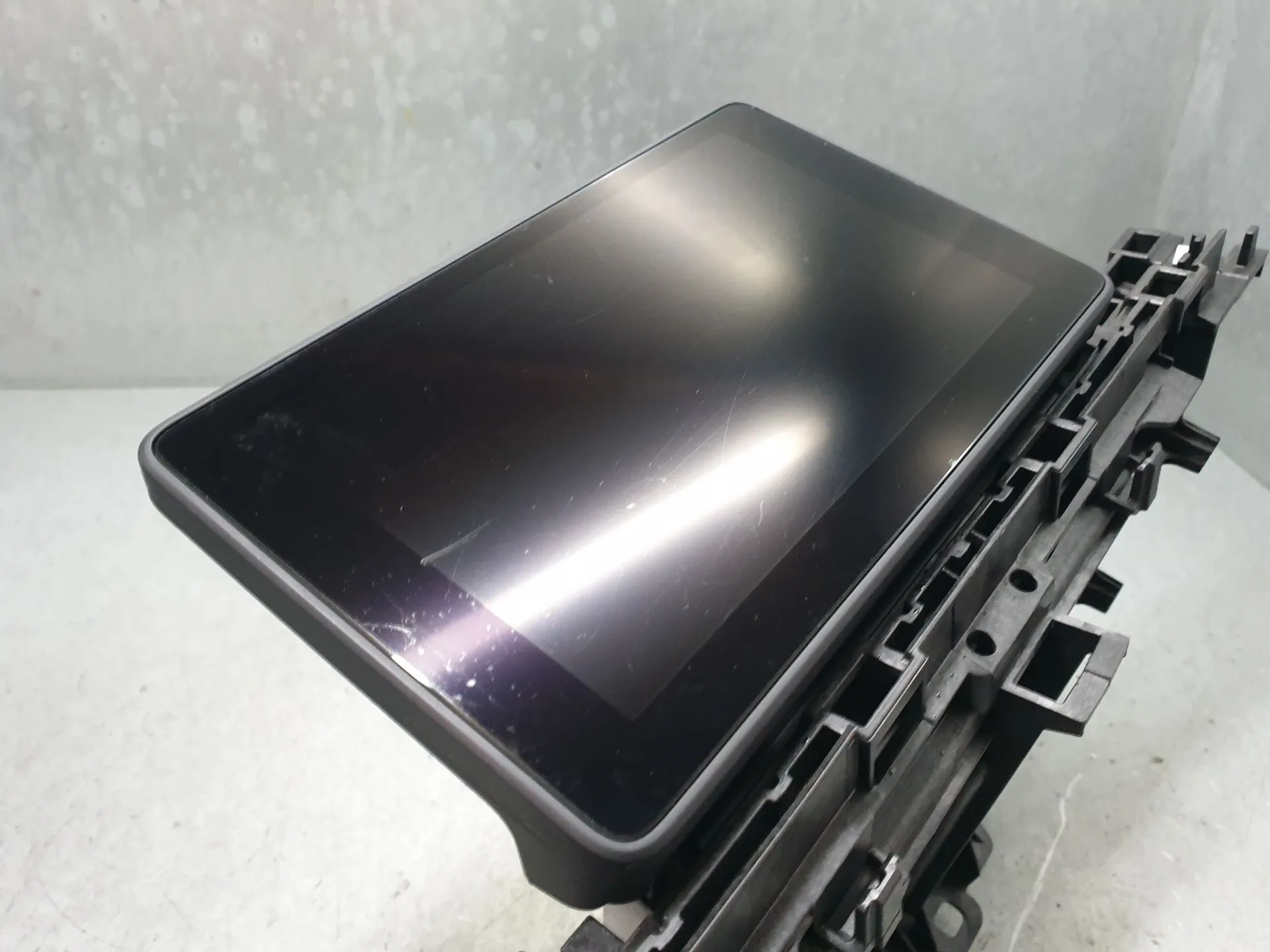 Kit Auto-rádio AUDI A4 (8W2, 8WC, B9) Imagem-4