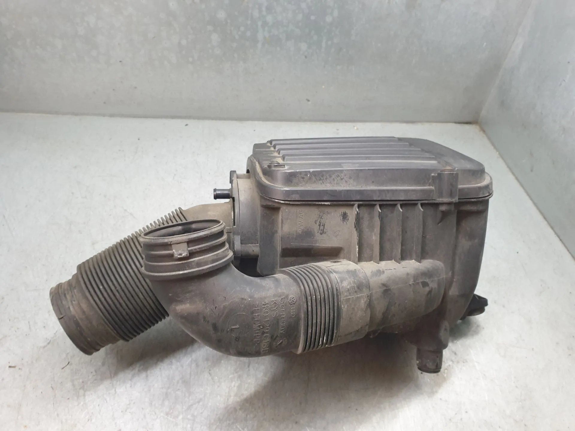 Caja filtro aire VOLKSWAGEN Golf VI (5K1)
