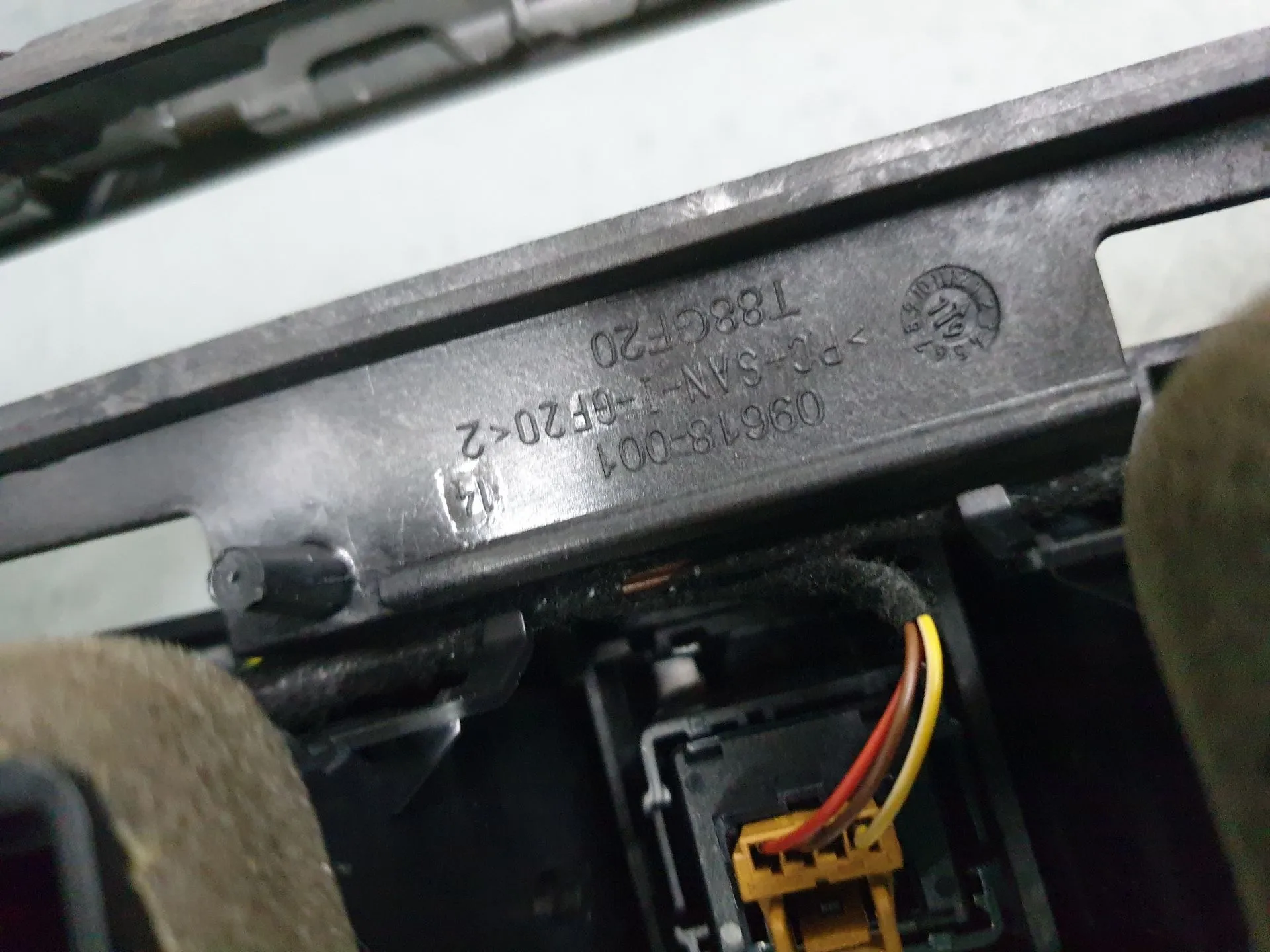 Friso tablier AUDI A4 (8W2, 8WC, B9) Imagem-6