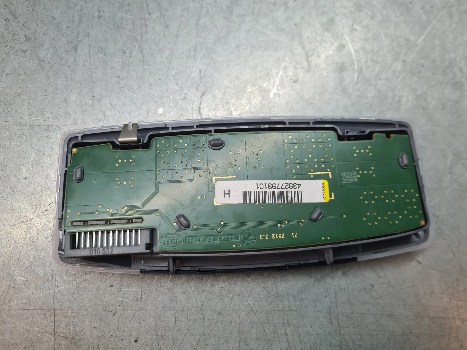 Plafonier central BMW 1 (F20) Imagem-1