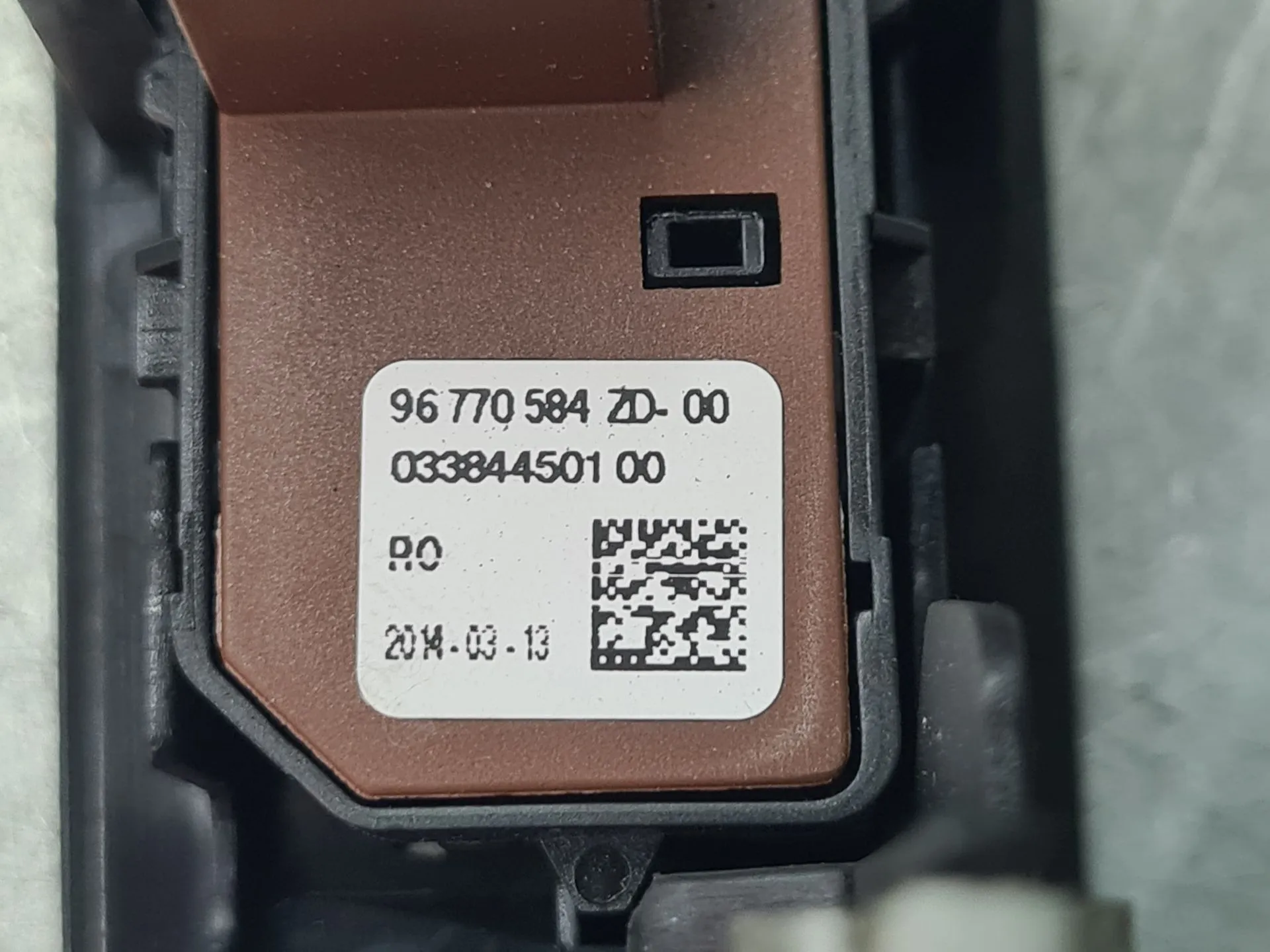 Comando / botão / interruptor multifunções PEUGEOT 508 Imagem-3