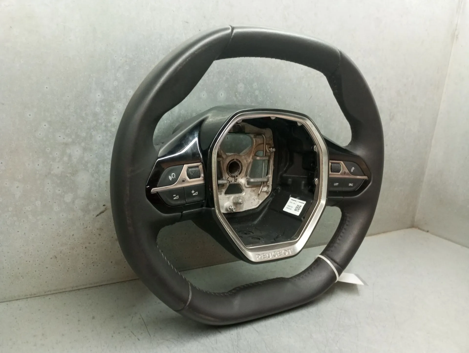 Volante PEUGEOT 2008 II (U_) Imagem-3