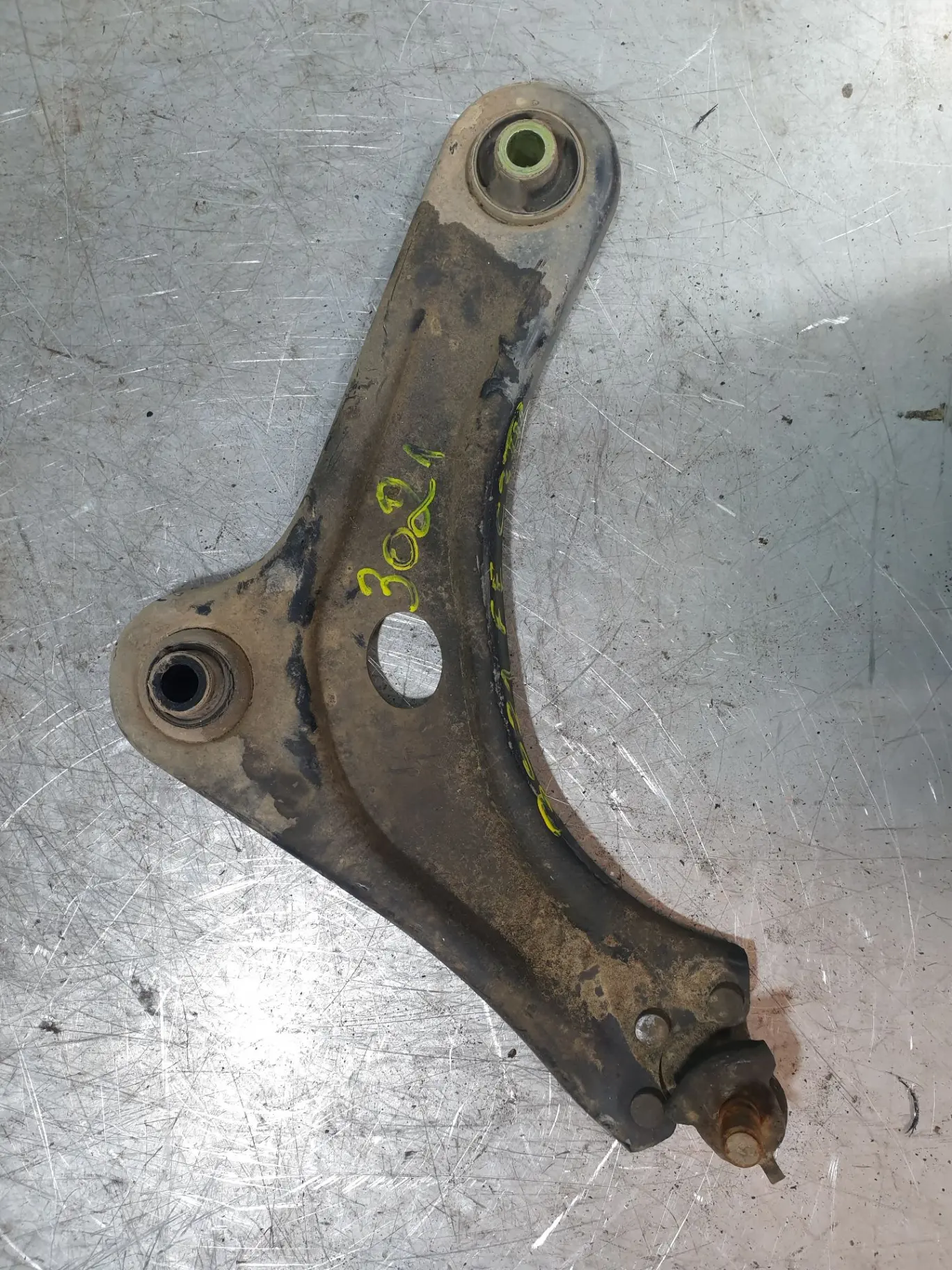Braccio di sospensione anteriore sinistro CITROËN C3 III (SX)