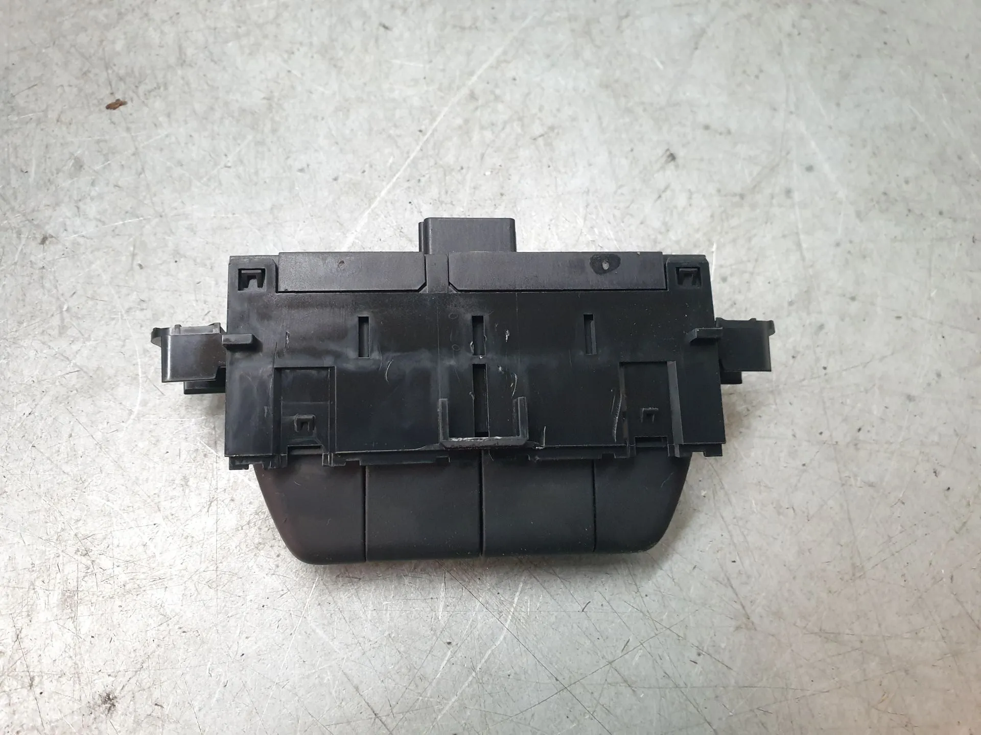 Comando / botão / interruptor multifunções RENAULT Clio V (BF_) Imagem-1