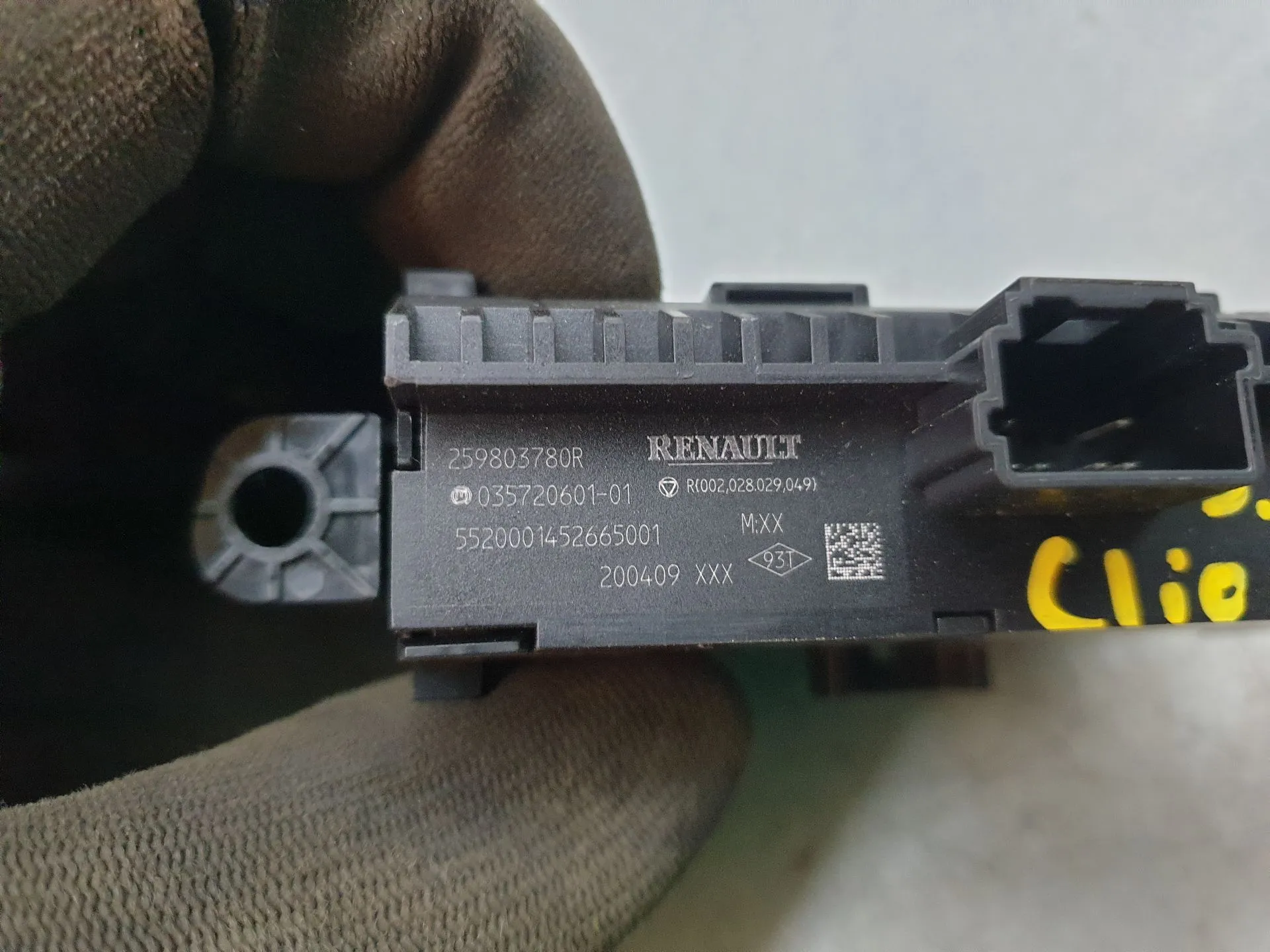 Comando / botão / interruptor multifunções RENAULT Clio V (BF_) Imagem-2