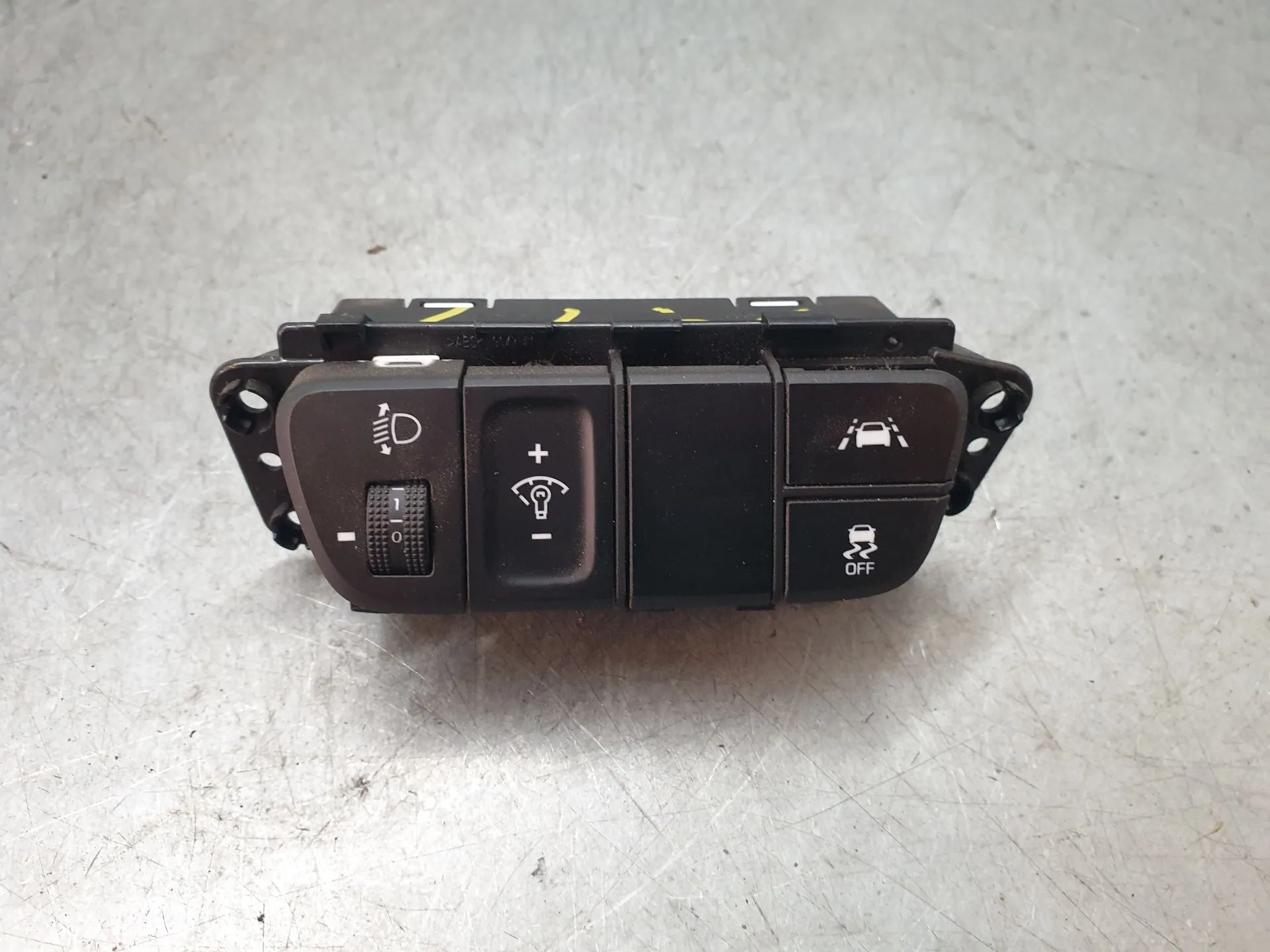 Multifunction control HYUNDAI Ioniq (AE)