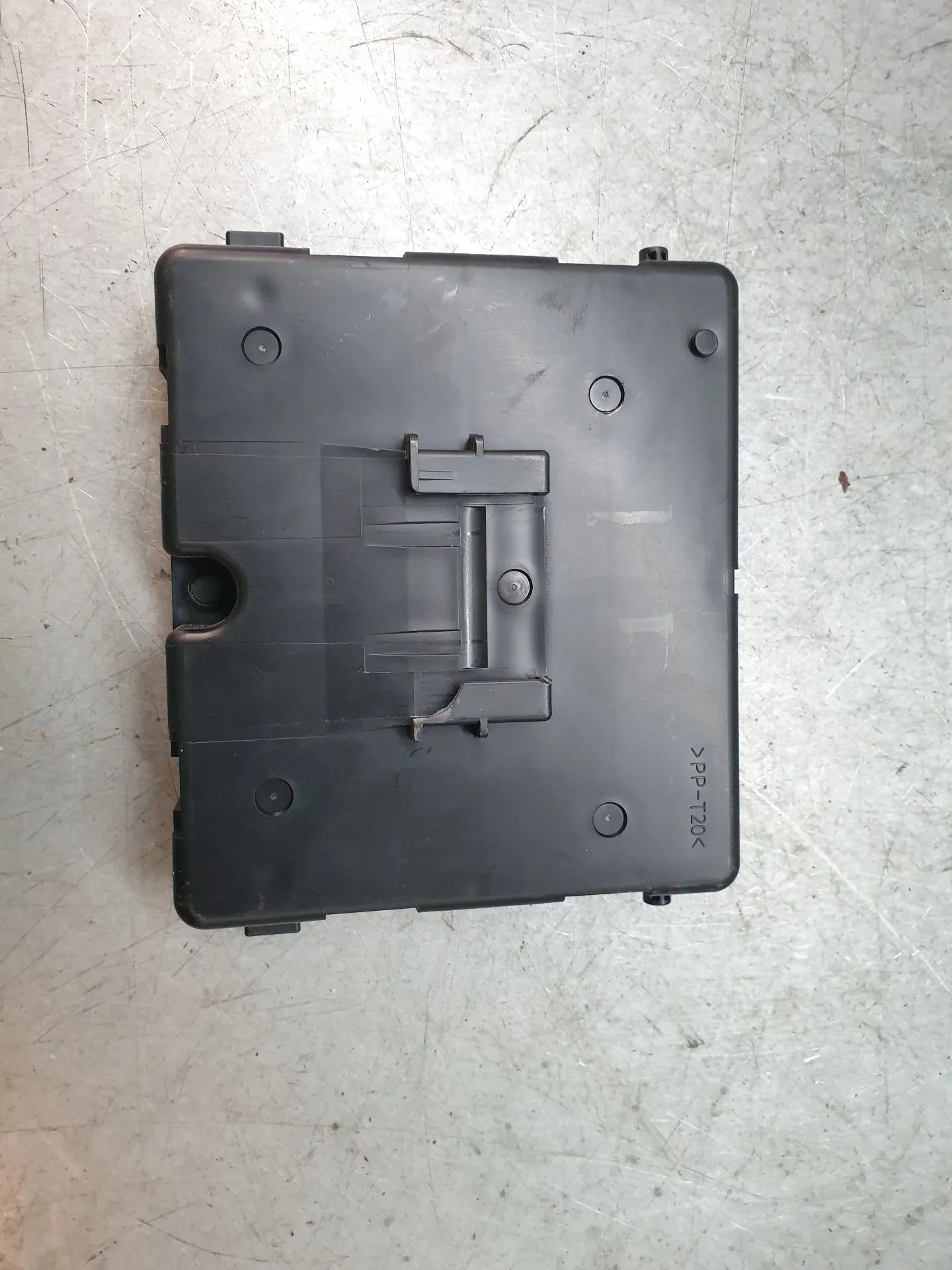 Módulo confort RENAULT Clio V (BF_) Imagem-2