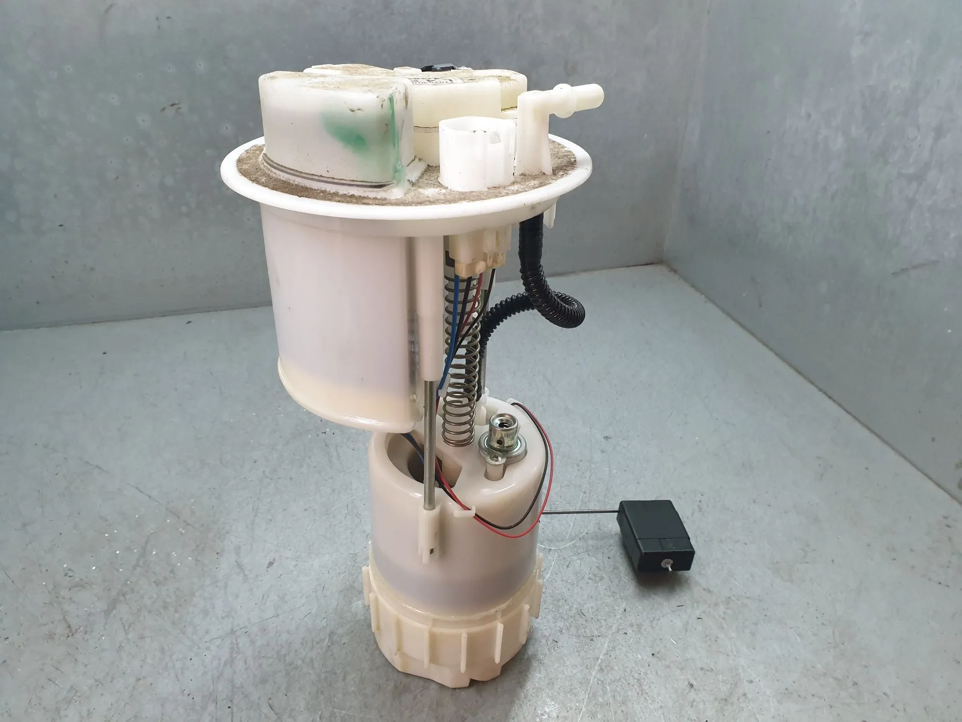 Bomba de combustível PEUGEOT 108 Imagem-2