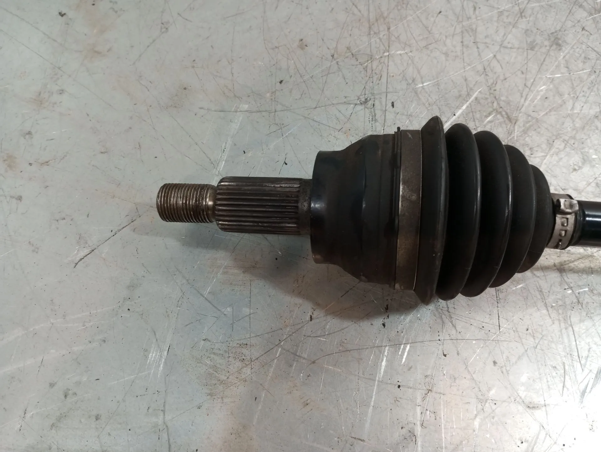 Left front driveshaft JAGUAR F-Pace (X761) Imagem-1