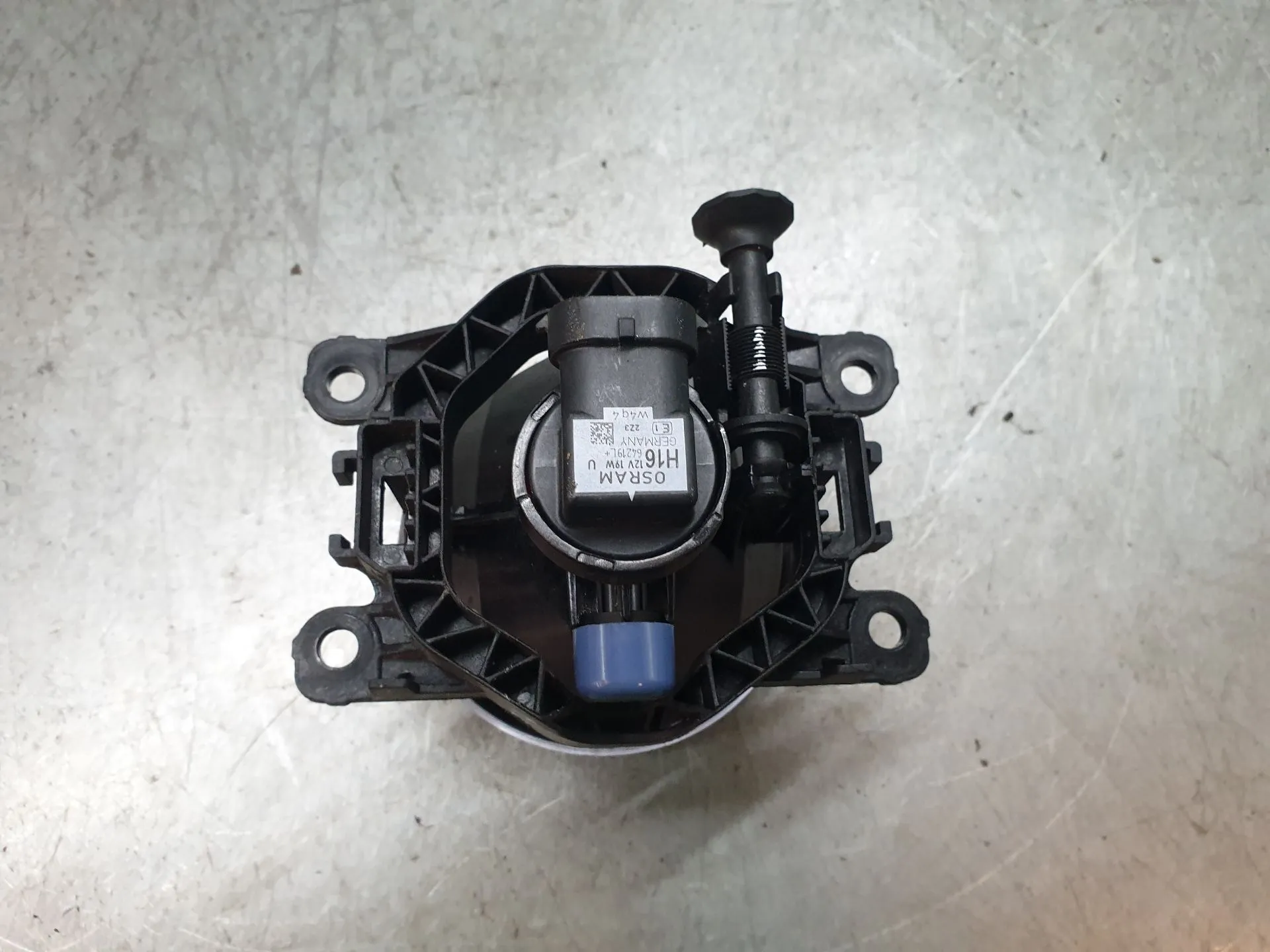 Faro antinebbia Anteriore Destro RENAULT Megane IV Grandtour (K9A/M_) Imagem-1