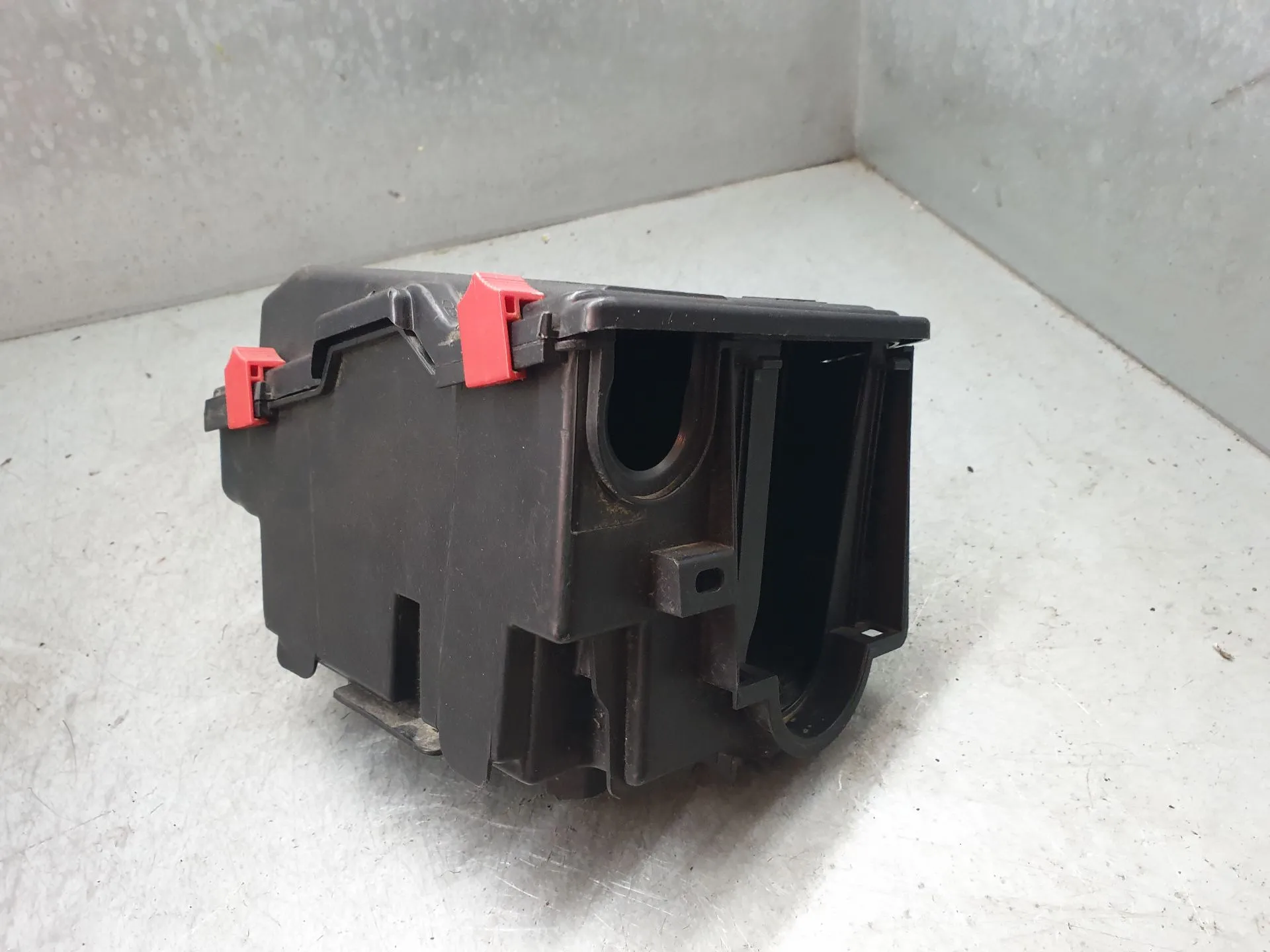 Involúcro / Carcaça dos Fusíveis CITROËN C4 Picasso II Imagem-1