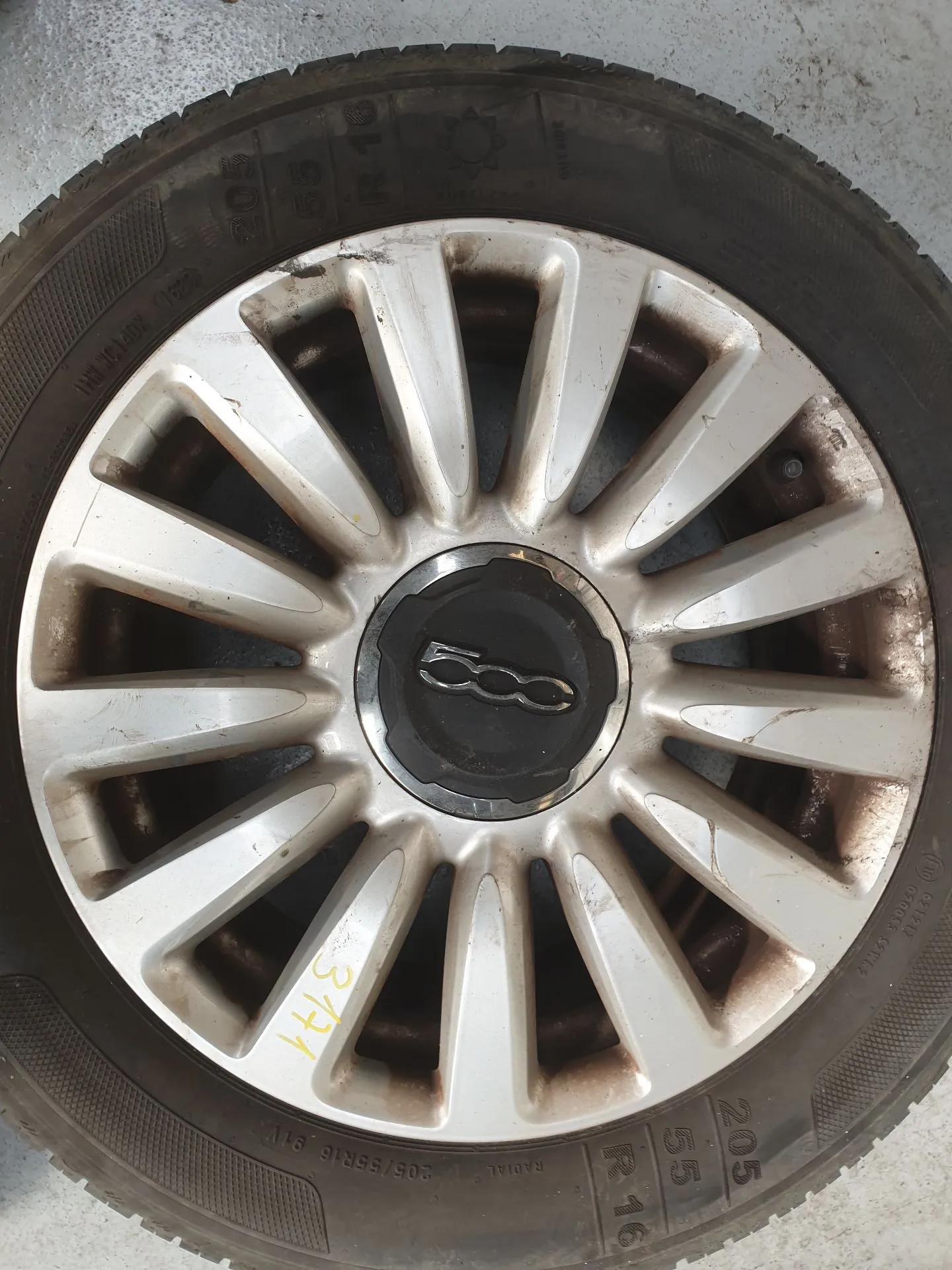 Conjunto Jantes Especiais FIAT 500L (351_, 352_) Imagem-2