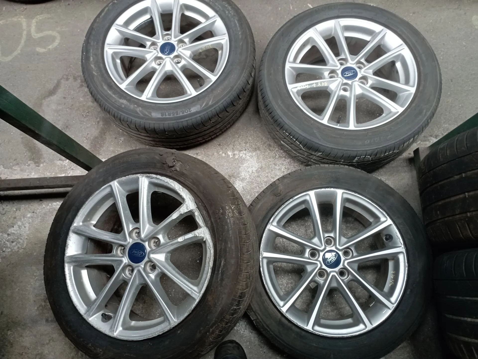Conjunto Jantes Especiais FORD Focus III