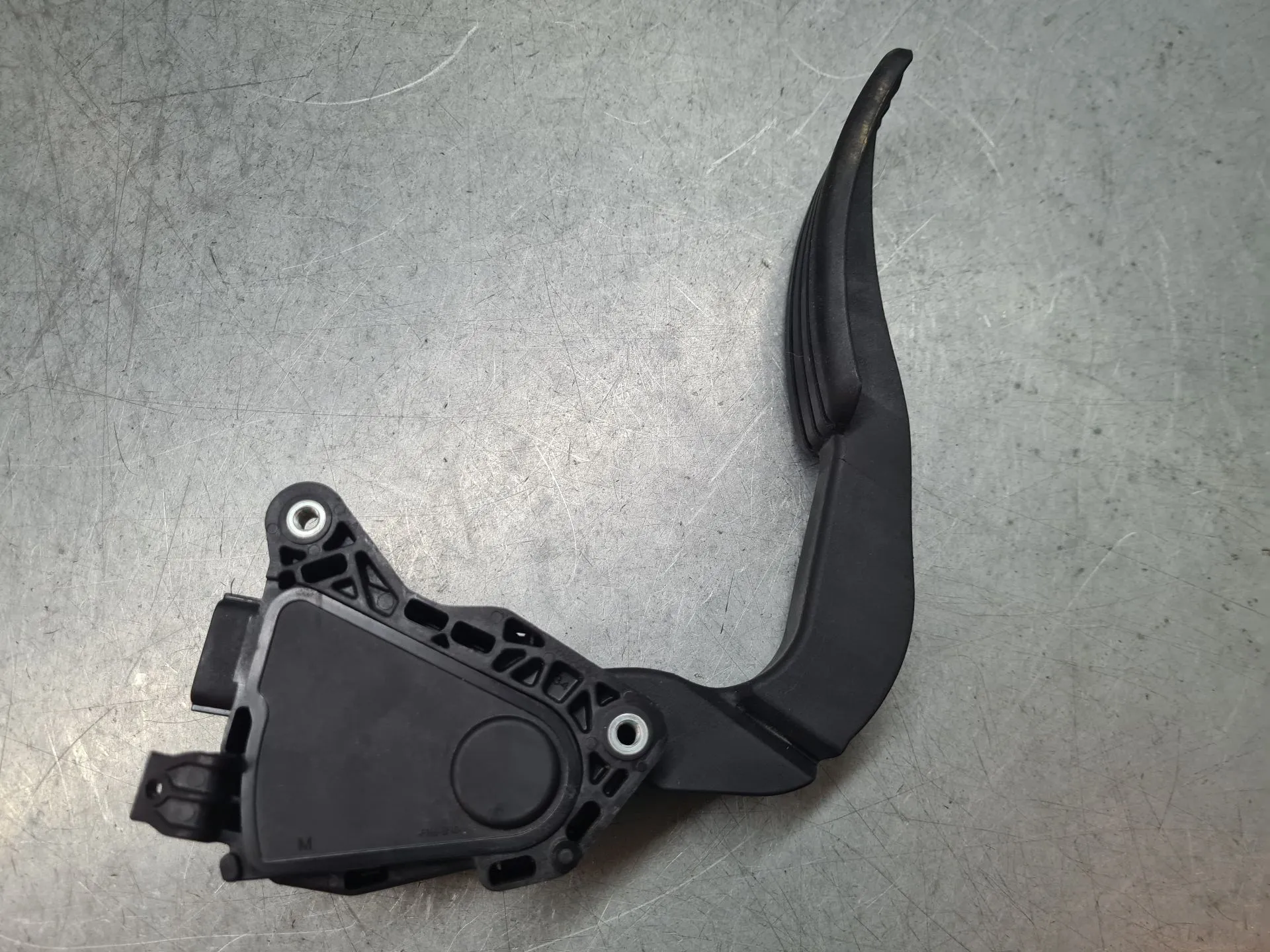 Pedal do acelerador RENAULT Express Van Imagem-1