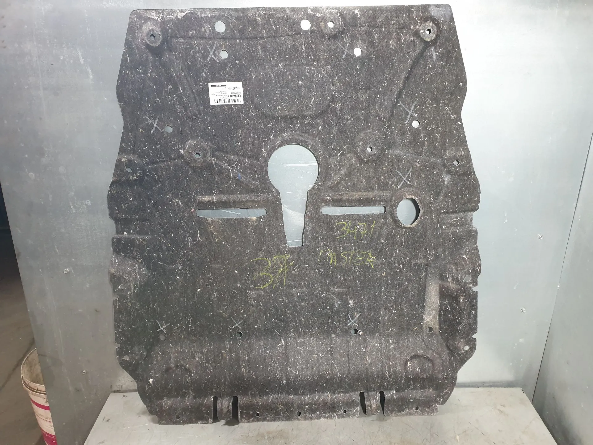 Engine underbody shielding RENAULT Master IV (F8__)