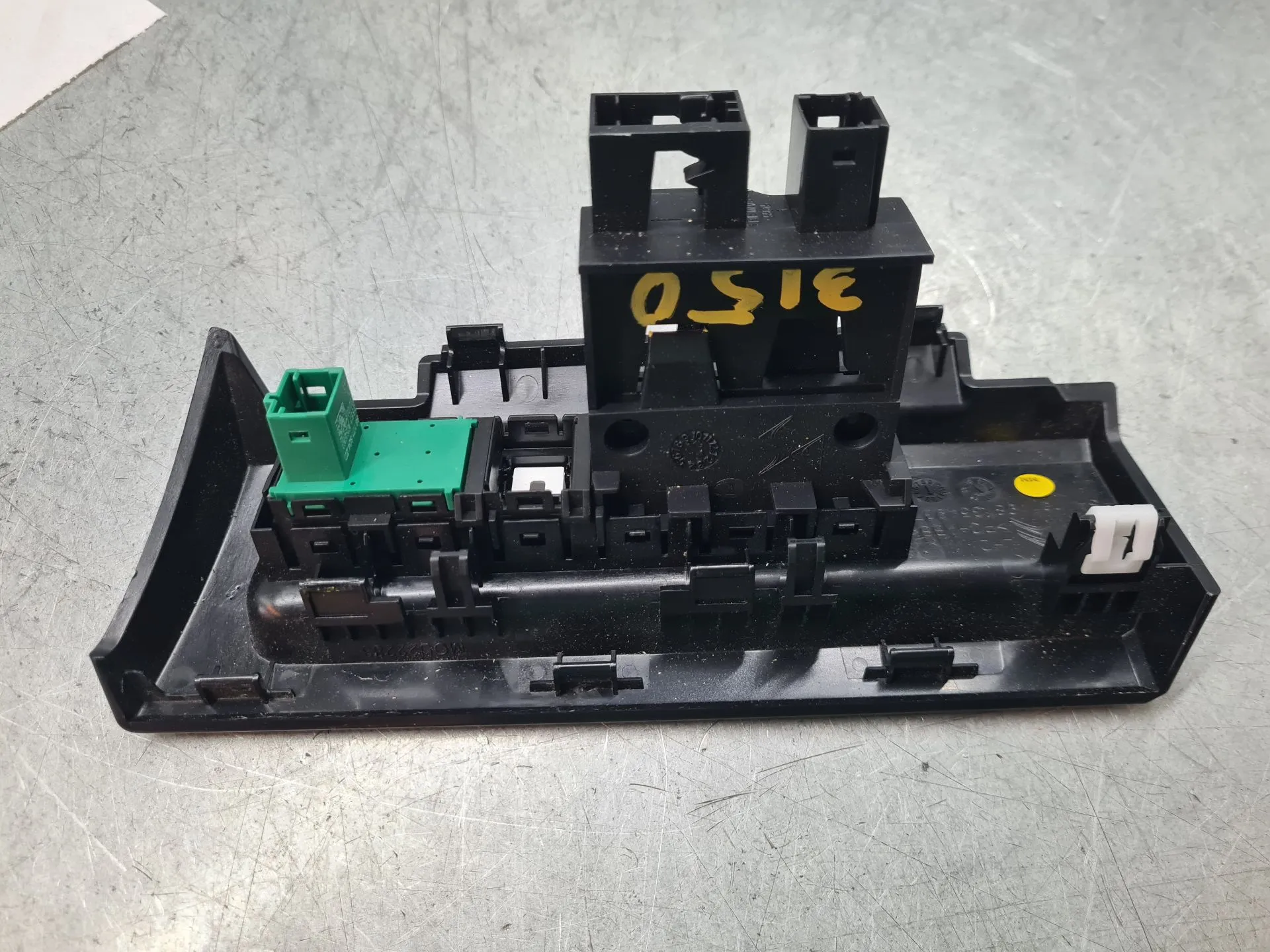 Comando / botão / interruptor multifunções PEUGEOT 508 SW II Imagem-1