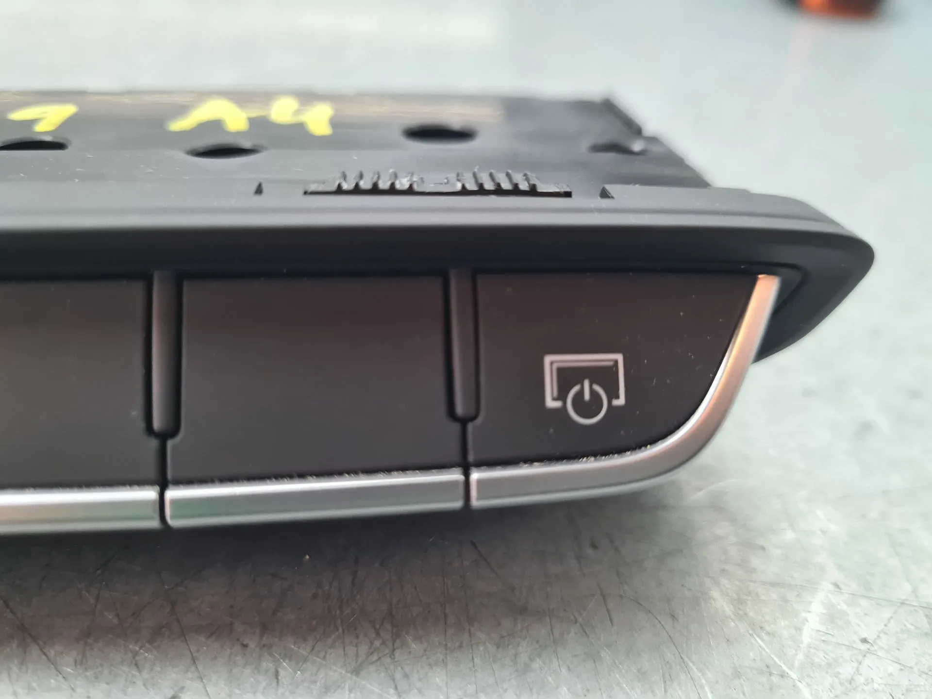 Comando / botão / interruptor multifunções AUDI A4 (8W2, 8WC, B9) Imagem-3