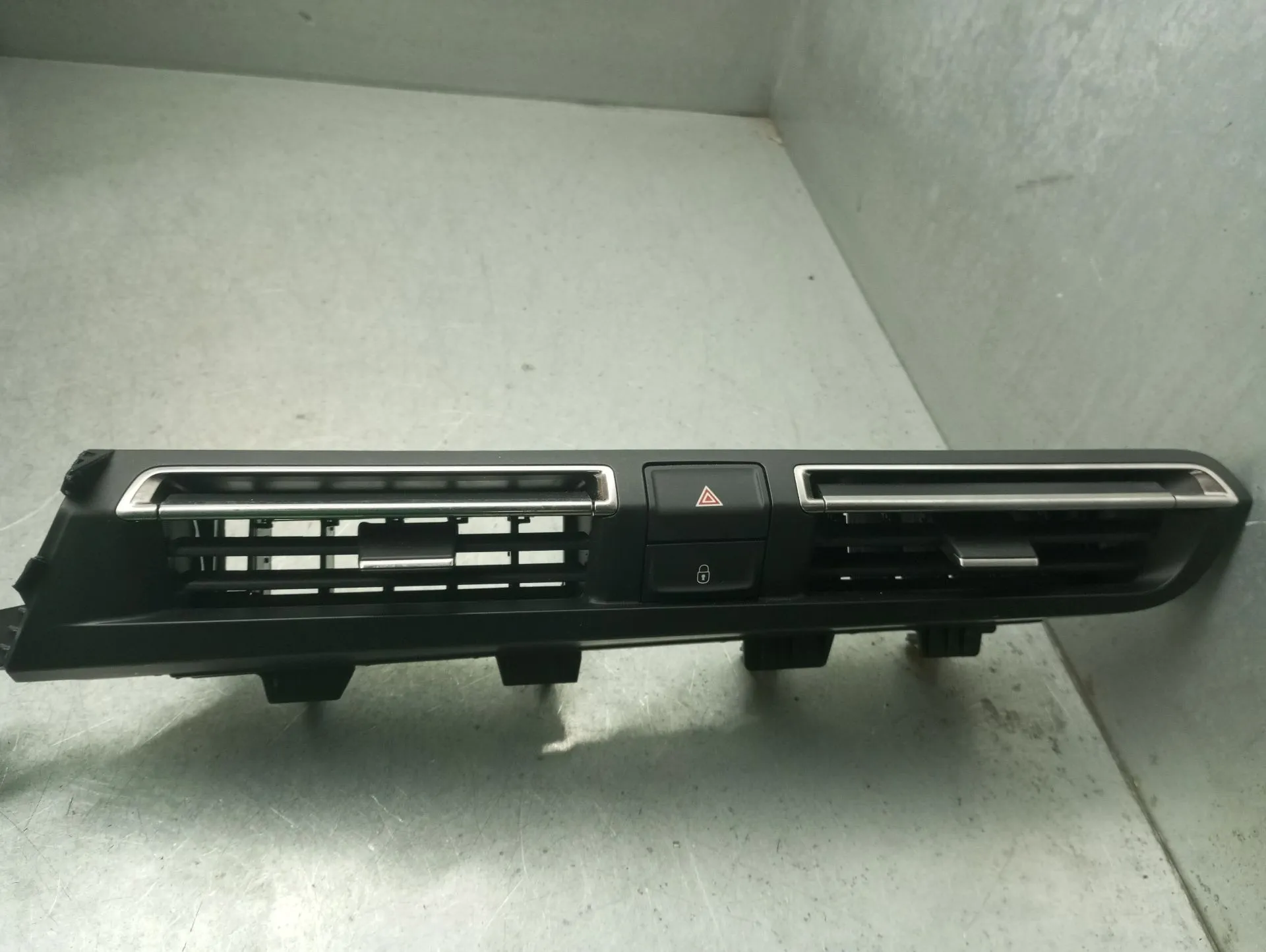 Compuertas de calefacción PEUGEOT 508 SW II Imagem-1