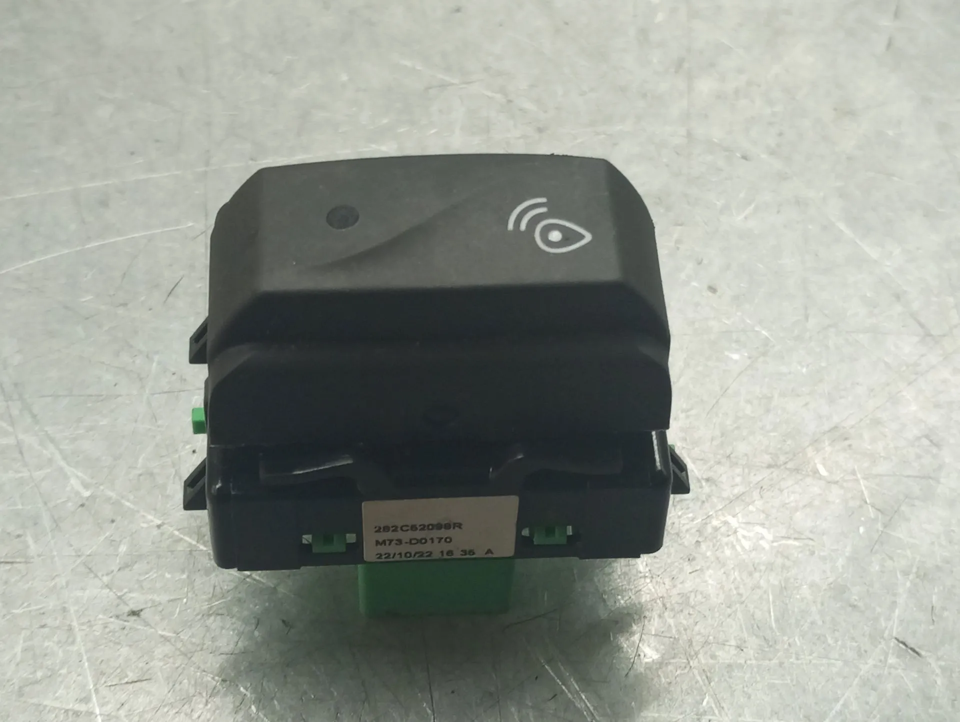 Parking sensor switch DACIA Spring Imagem-2