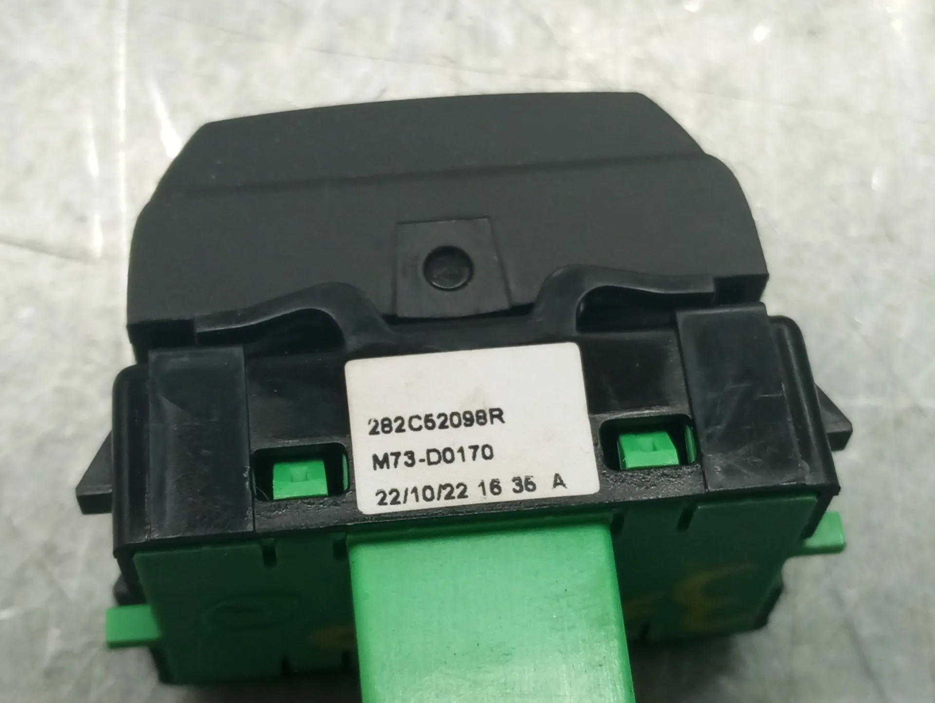Parking sensor switch DACIA Spring Imagem-4