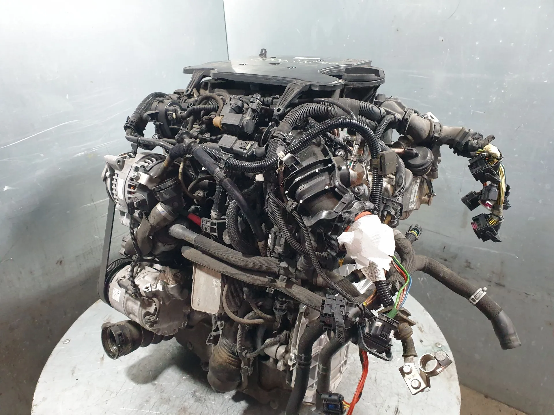 Motor completo BMW X1 (F48) Imagem-4