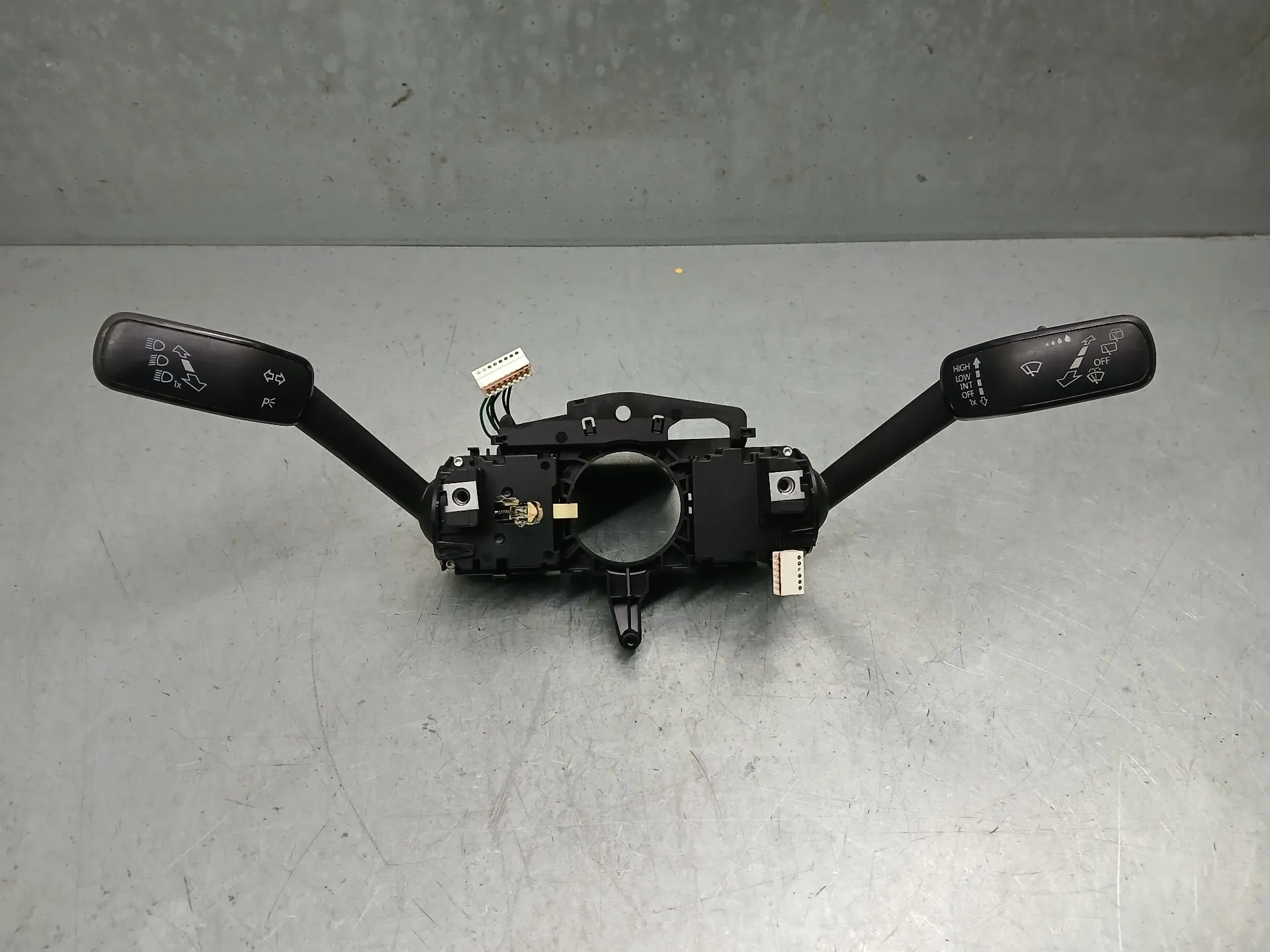 Conjunto / manetes de luzes e limpa vidros VOLKSWAGEN Golf VII (5G1, BQ1, BE1, BE2)