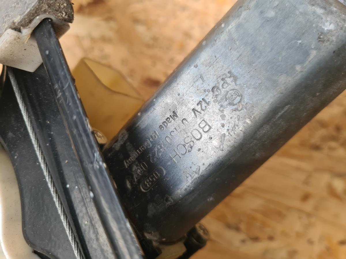 Lève-vitre arrière Droite MERCEDES-BENZ Classe C (W203) Imagem-3