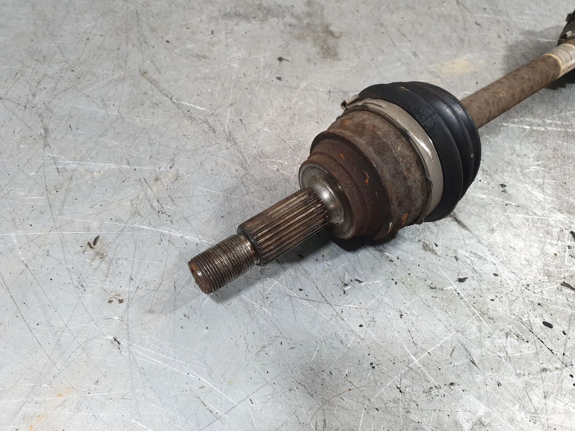 Left front driveshaft FORD Fiesta VI (CB1, CCN) Imagem-1