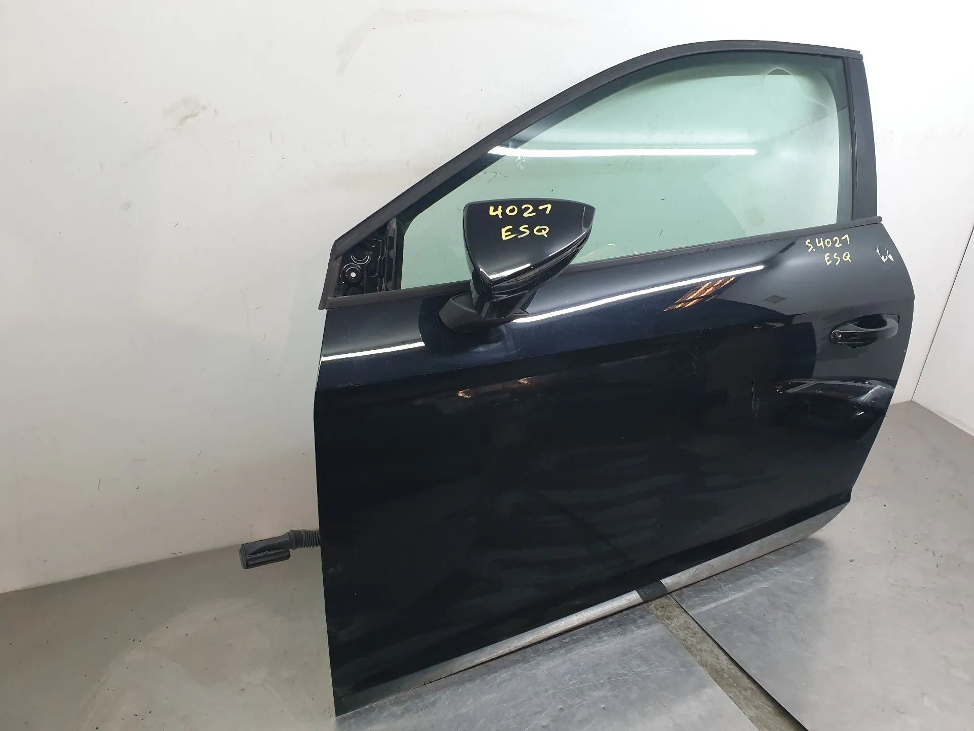 Porte avant gauche SEAT Leon SC (5F5) Imagem-1