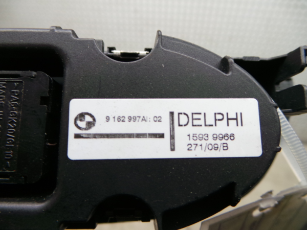 Mando / interruptor elevalunas delantero derecho BMW 1 (E81) Imagem-2
